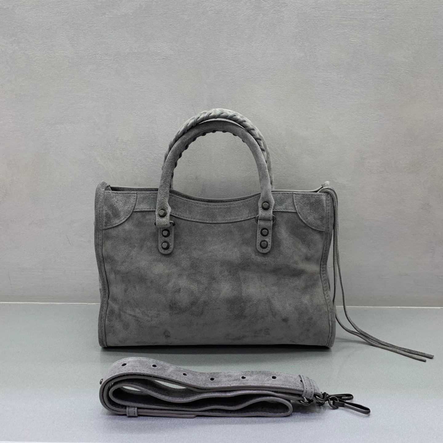 Классические Сумки Женские Balenciaga 13552775
