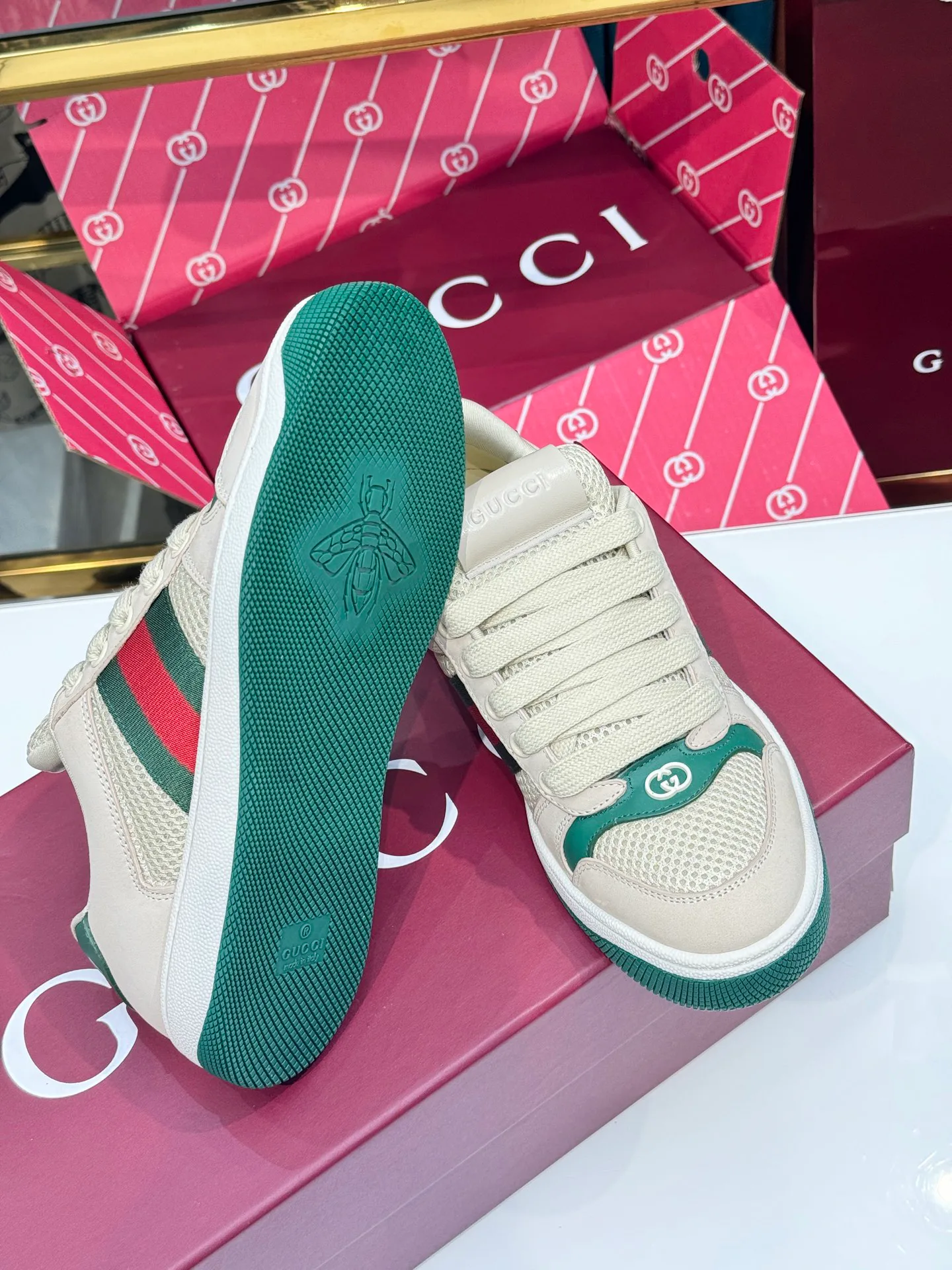 Кроссовки Женские Gucci 17946878