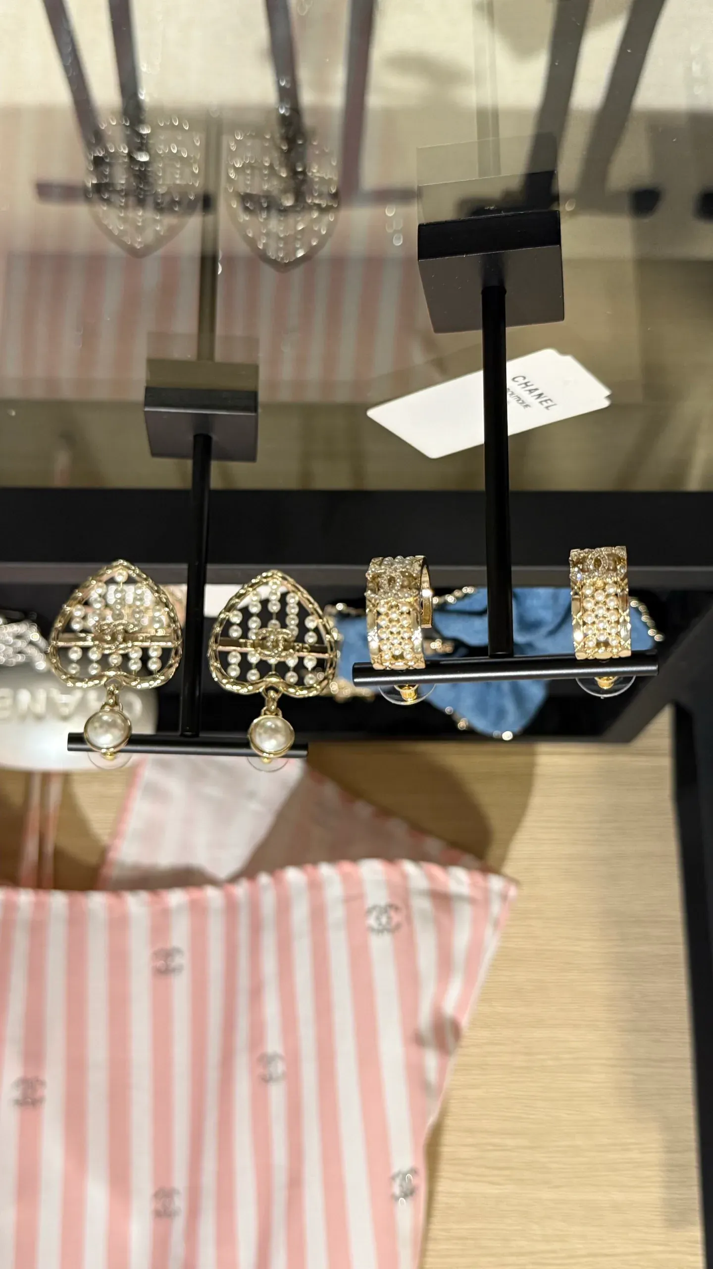 Бижутерия Chanel 70930