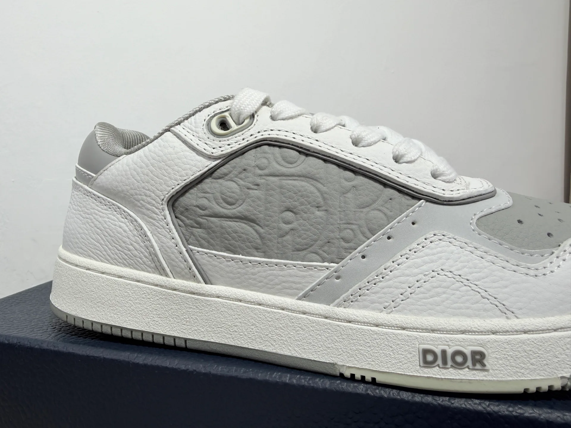 Кроссовки Женские Christian Dior 11456088