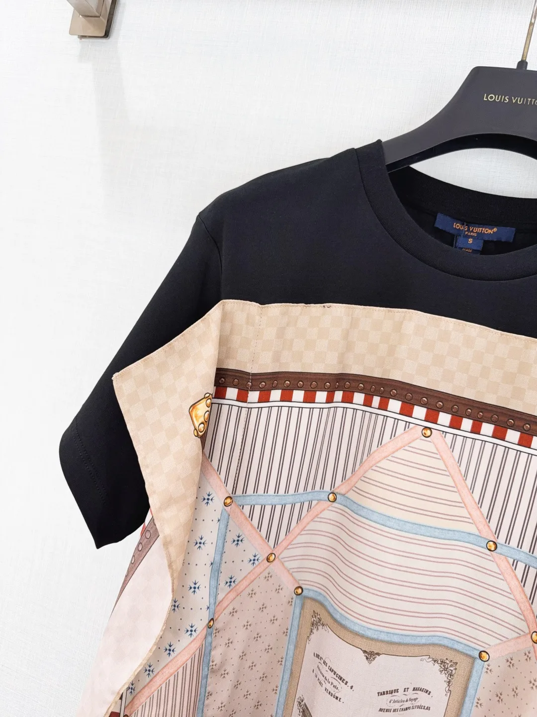 Футболки Женские Louis Vuitton 13448942