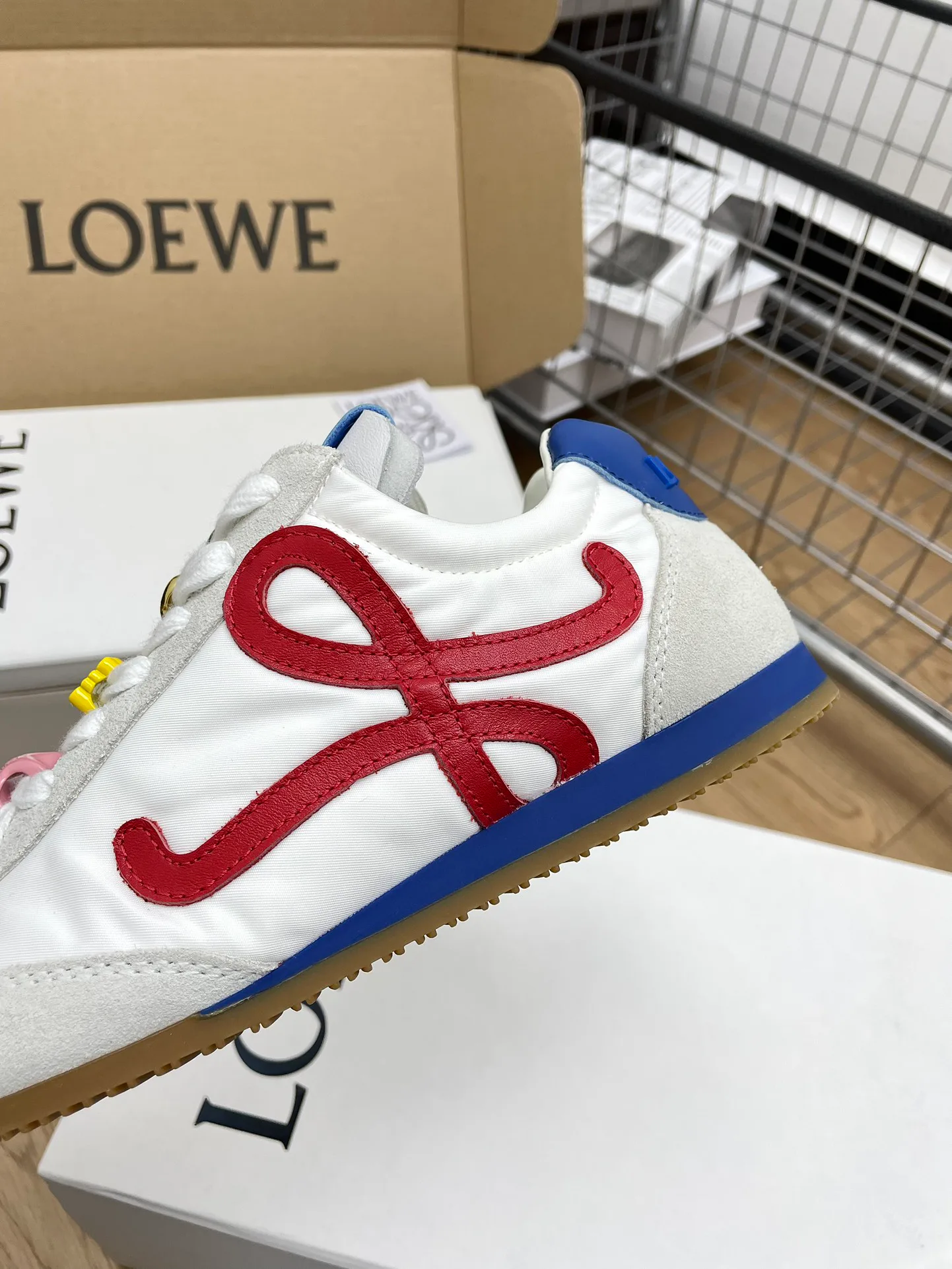 Кроссовки Женские Loewe 11188