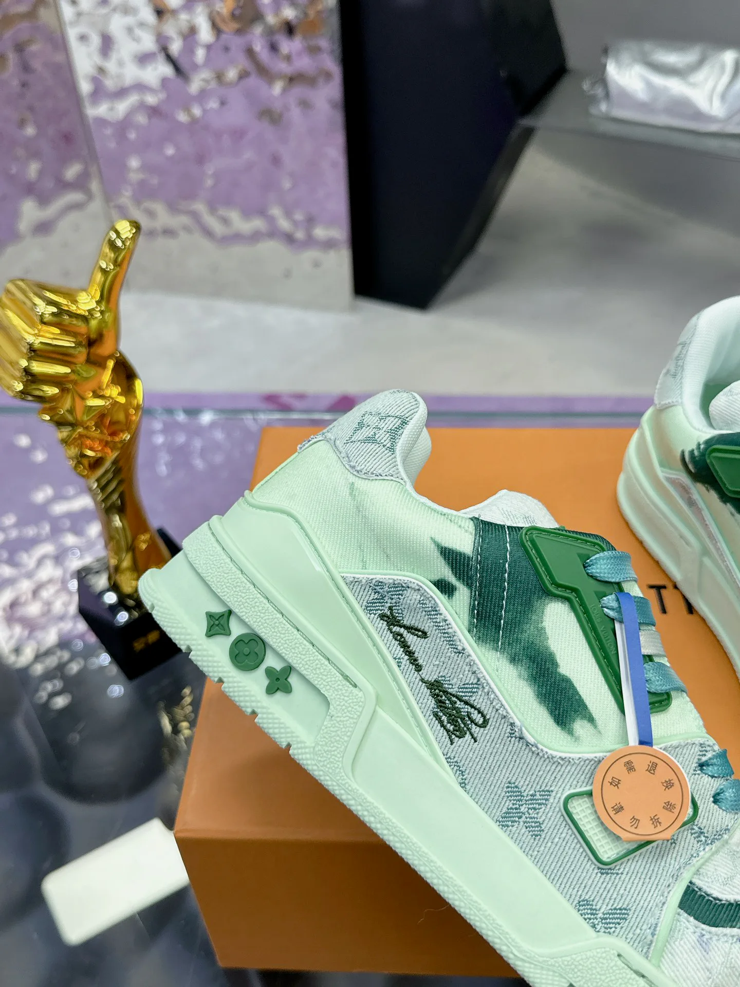 Кроссовки Женские Louis Vuitton 52669