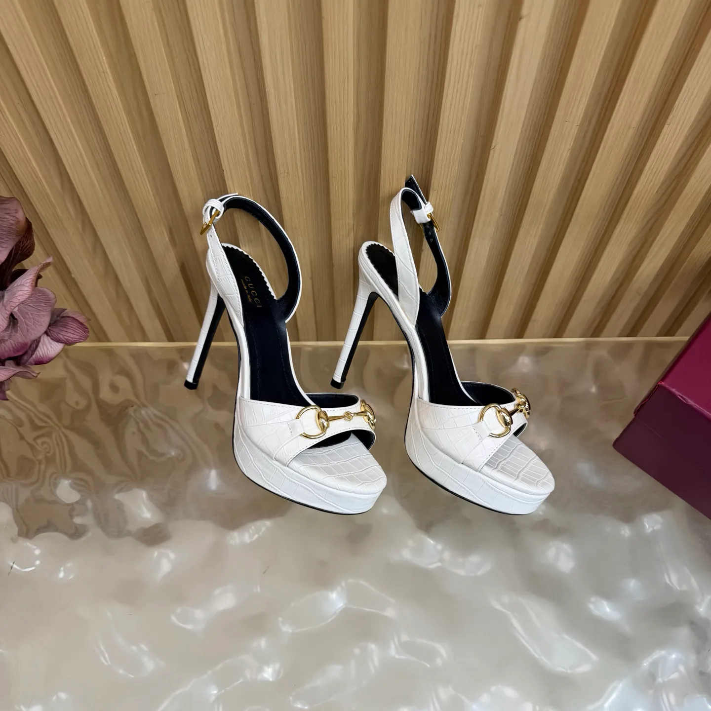 Босоножки Женские Gucci 17467489
