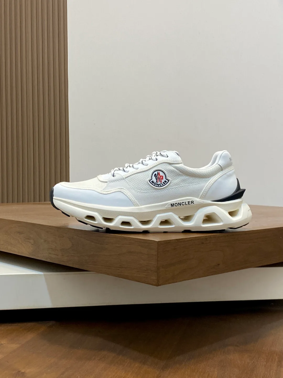 Кроссовки Мужские Moncler 18574082