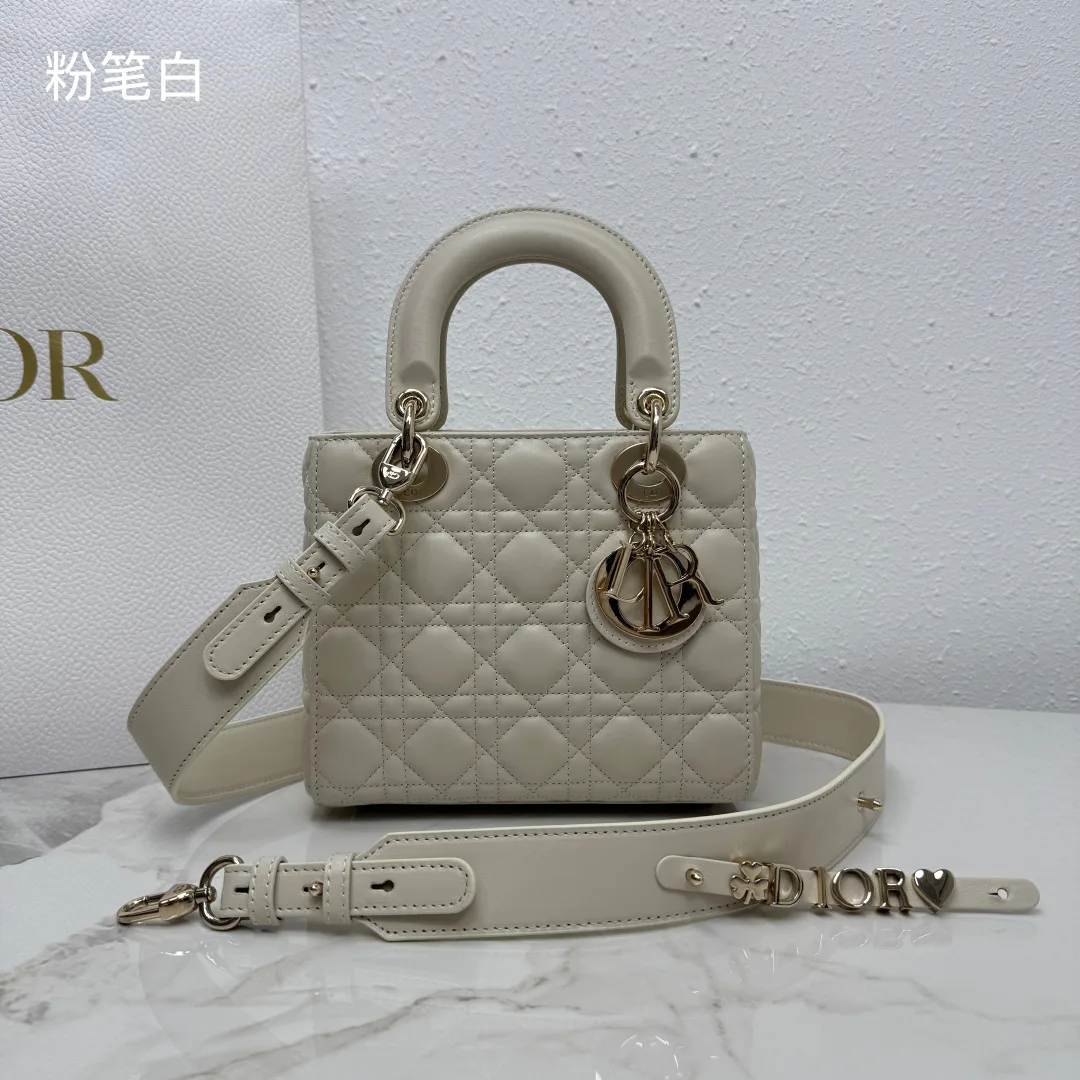 Классические Сумки Женские Christian Dior 17220902