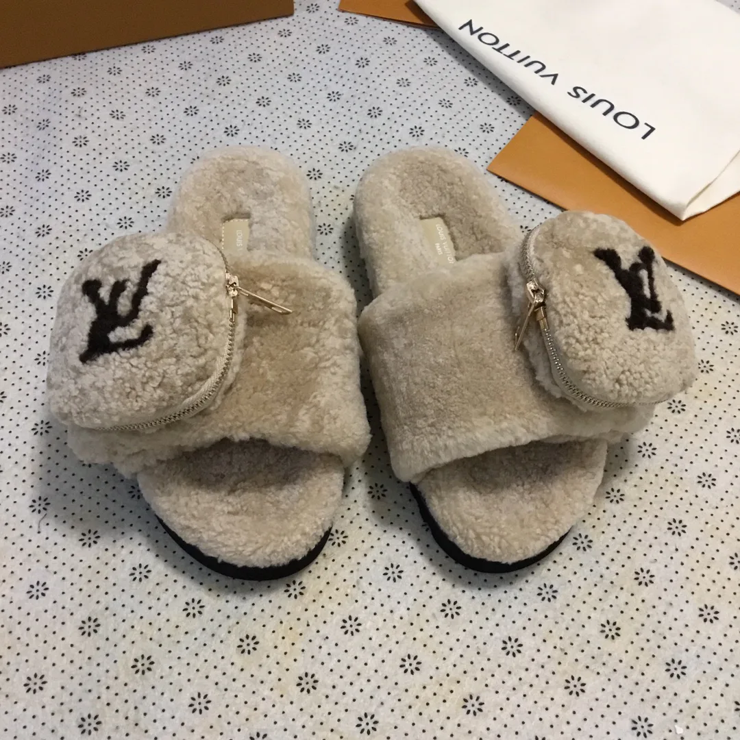 Тапочки Женские Louis Vuitton 208920