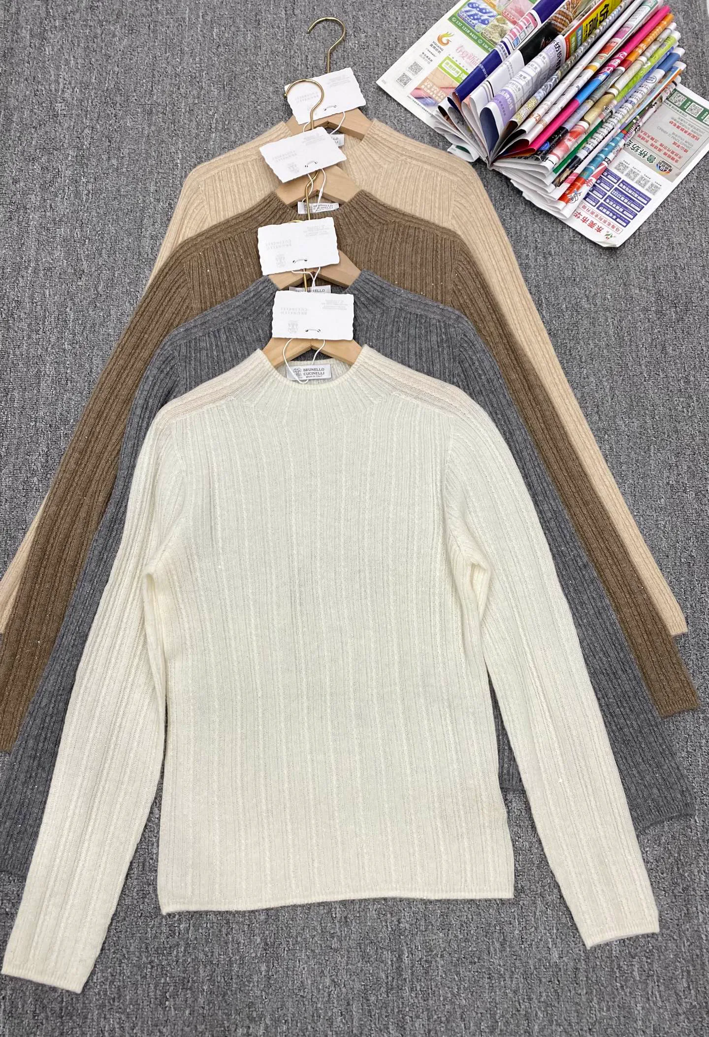 Джемперы И Свитеры Женские Brunello Cucinelli 18668213