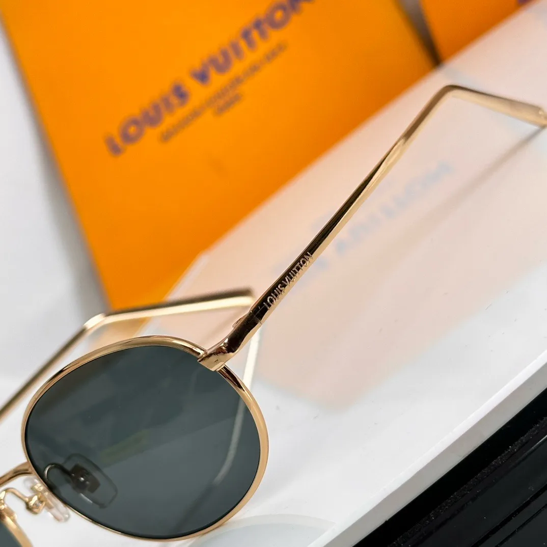 Очки Louis Vuitton 17646804