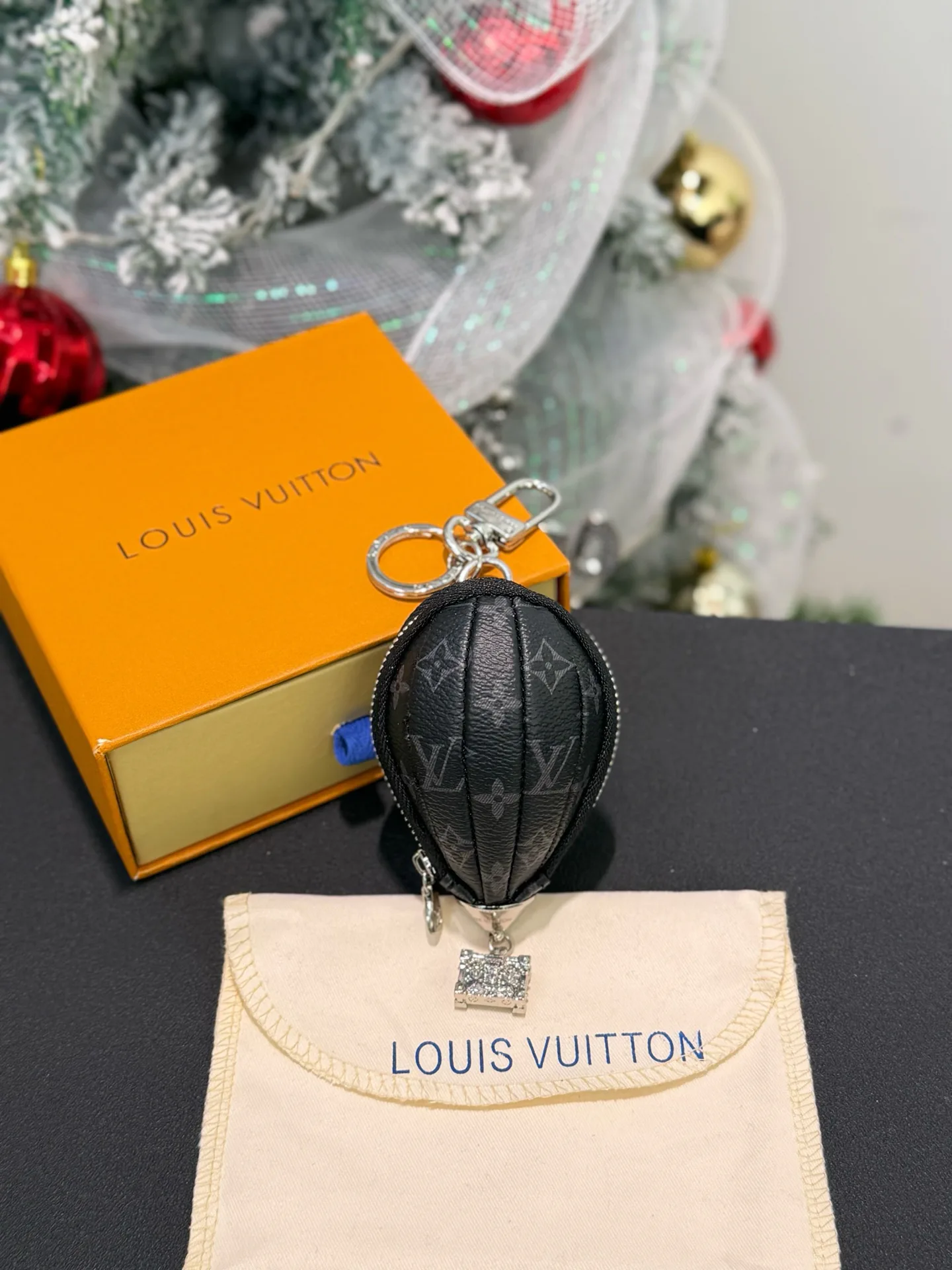Ключницы Louis Vuitton 17897127