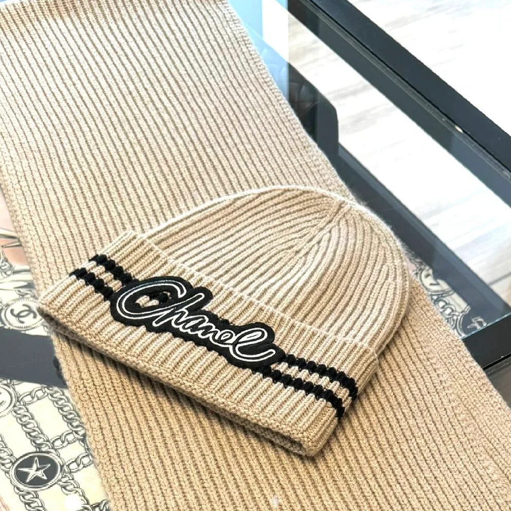 Головные Уборы Chanel 3897243