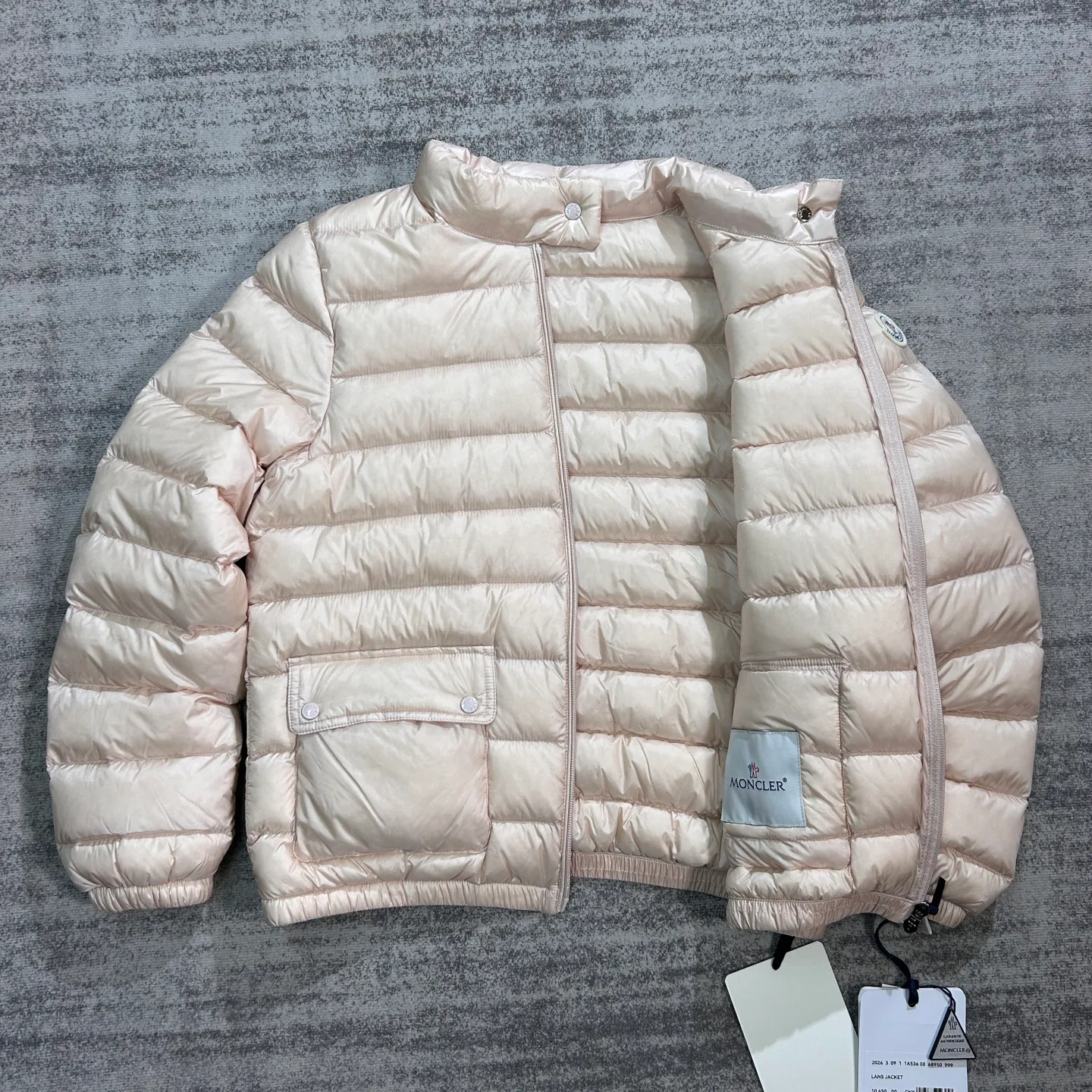 Куртки И Пуховики Женские Moncler 18725388