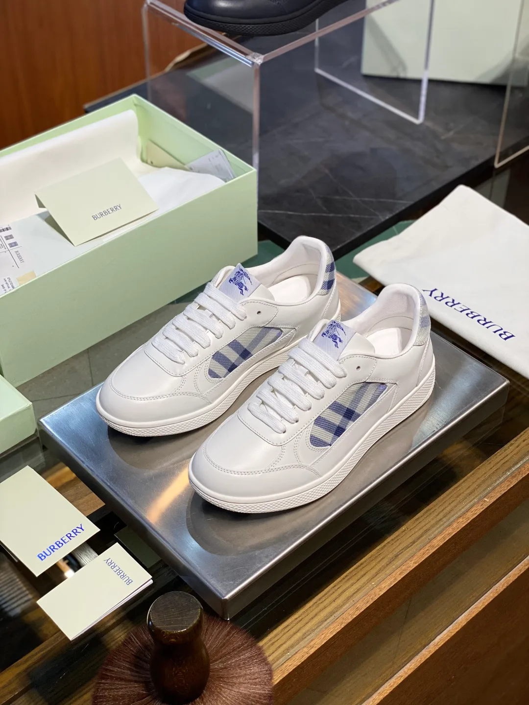 Кроссовки Мужские Burberry 284025