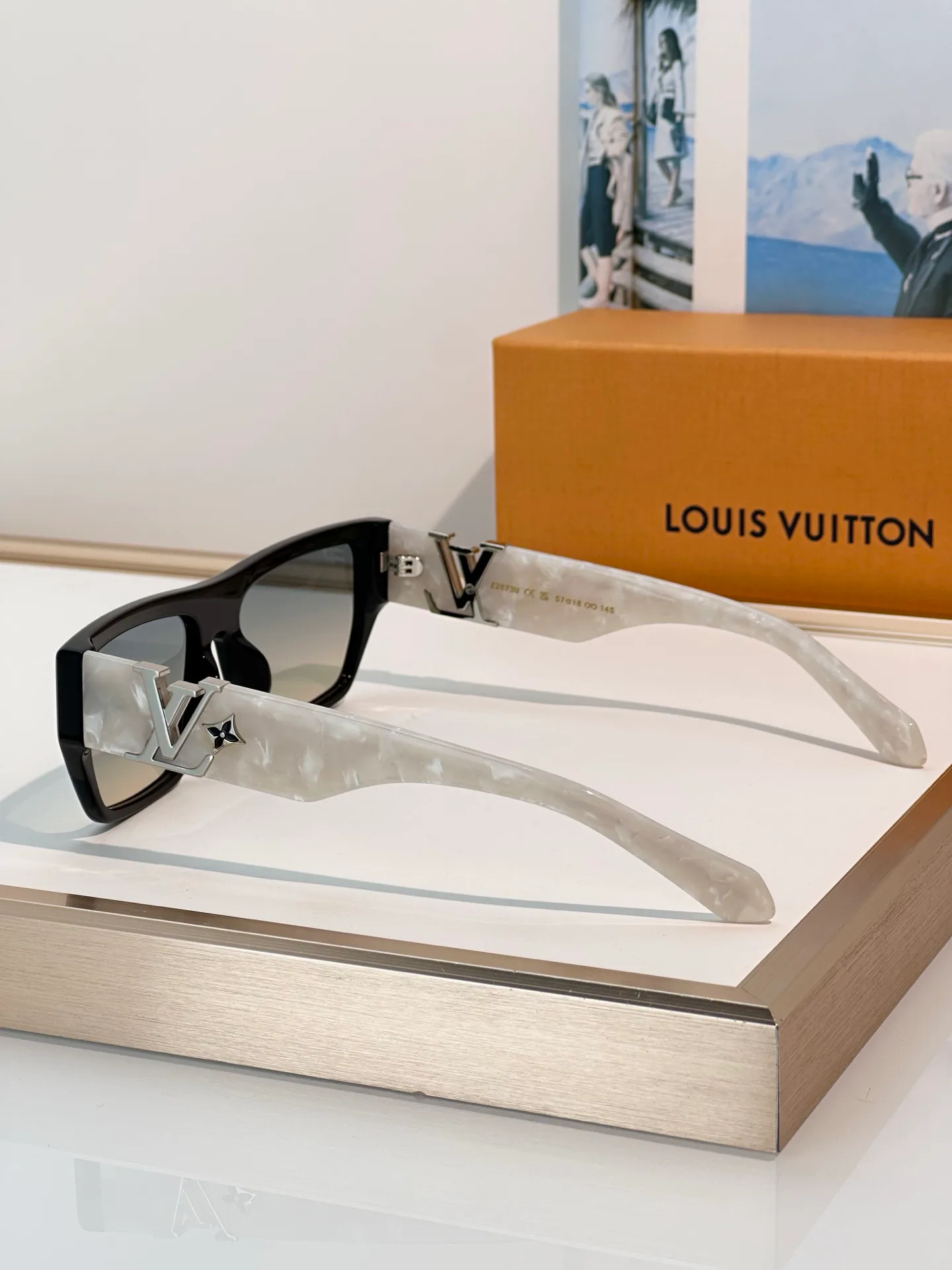 Очки Louis Vuitton 17374946