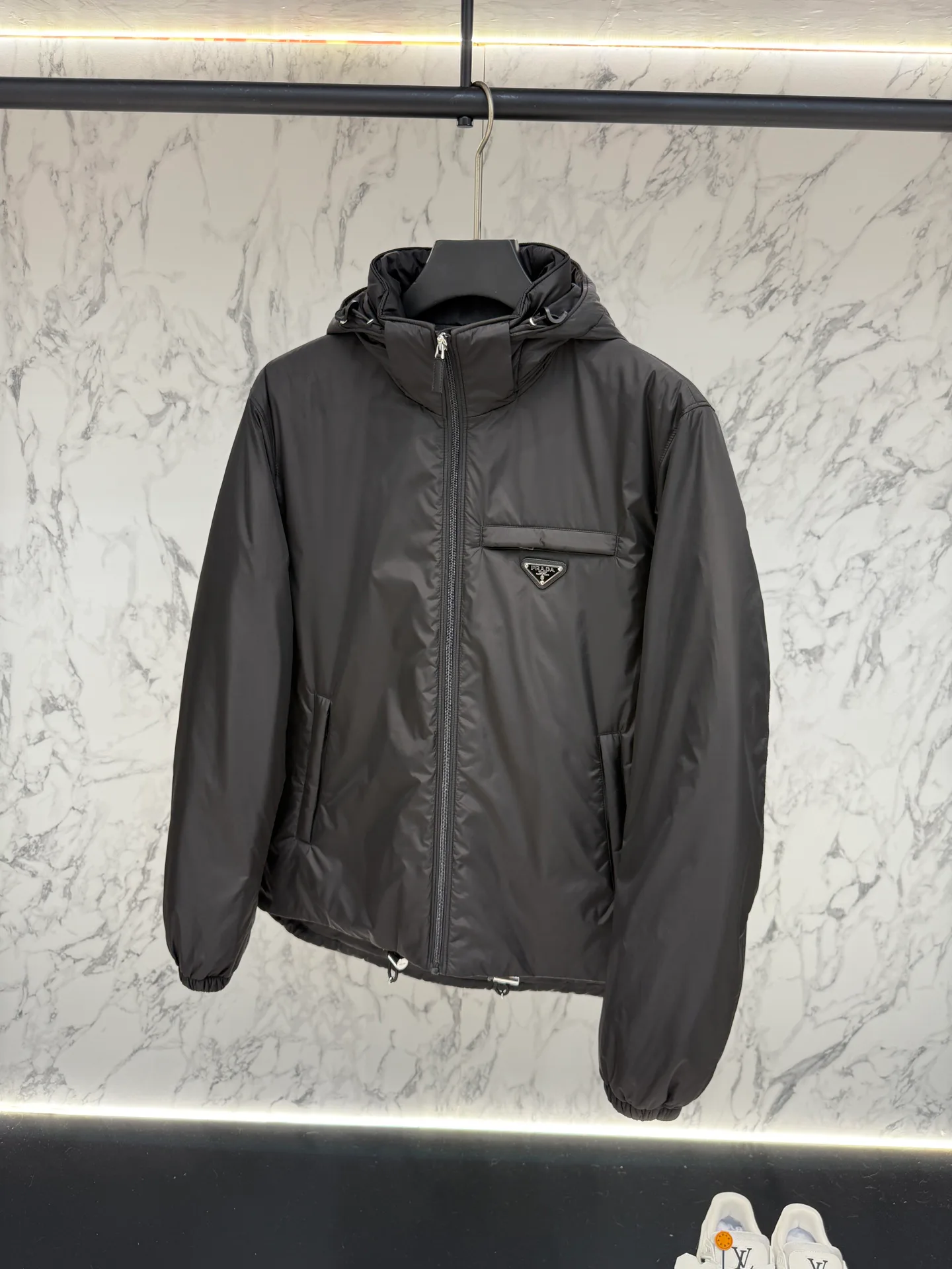 Куртки И Пуховики Женские Prada 18741954