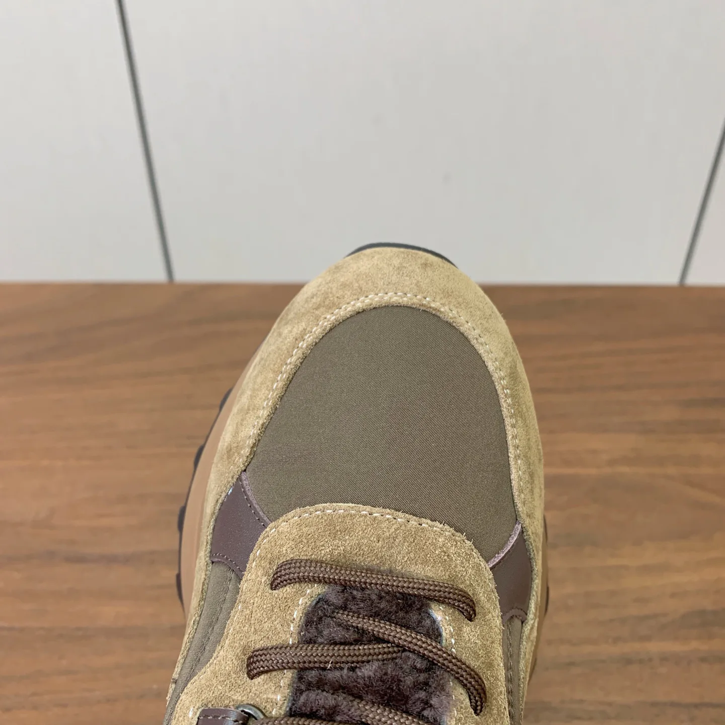 Кроссовки Женские Brunello Cucinelli 19766256