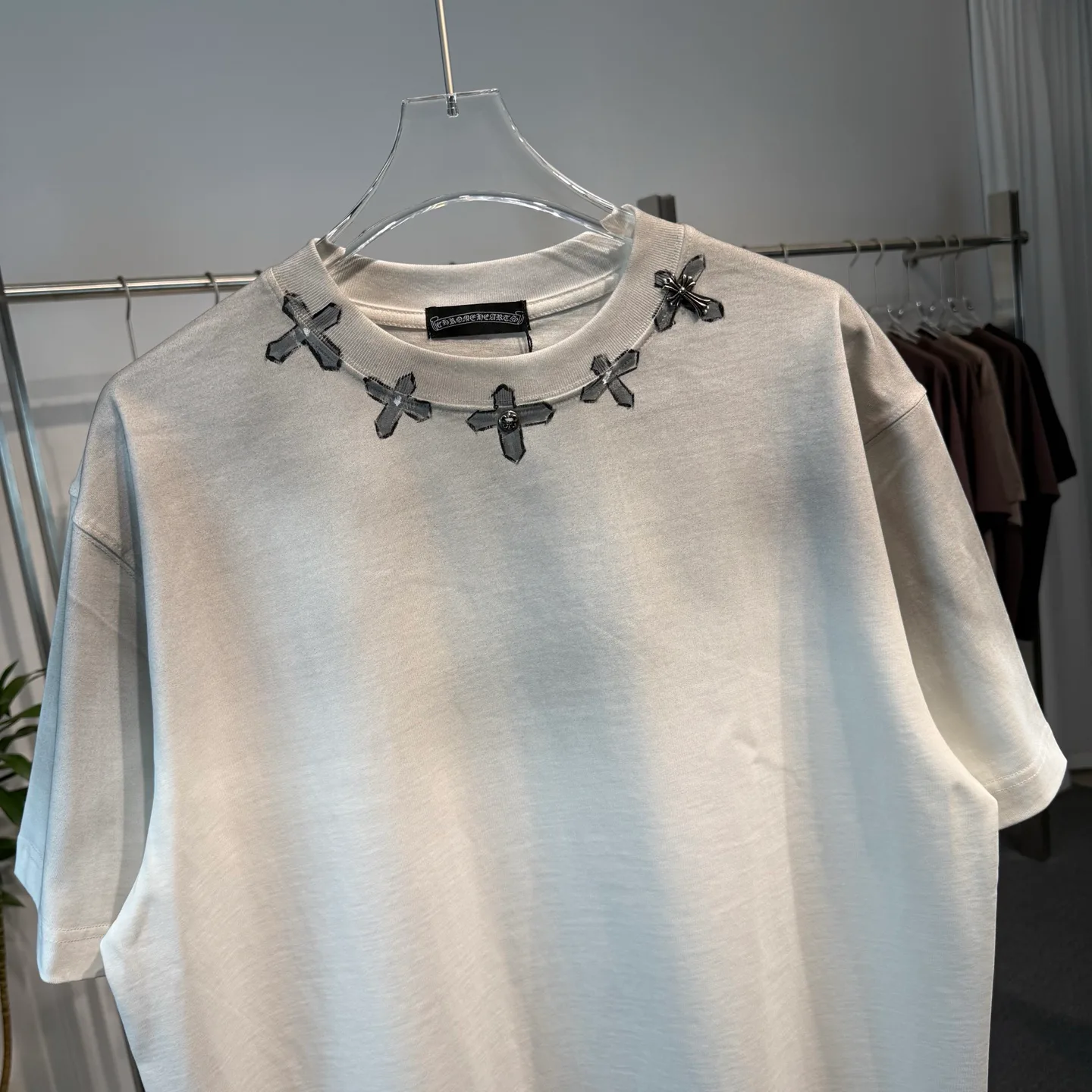 Футболки Женские Chrome Hearts 5059349