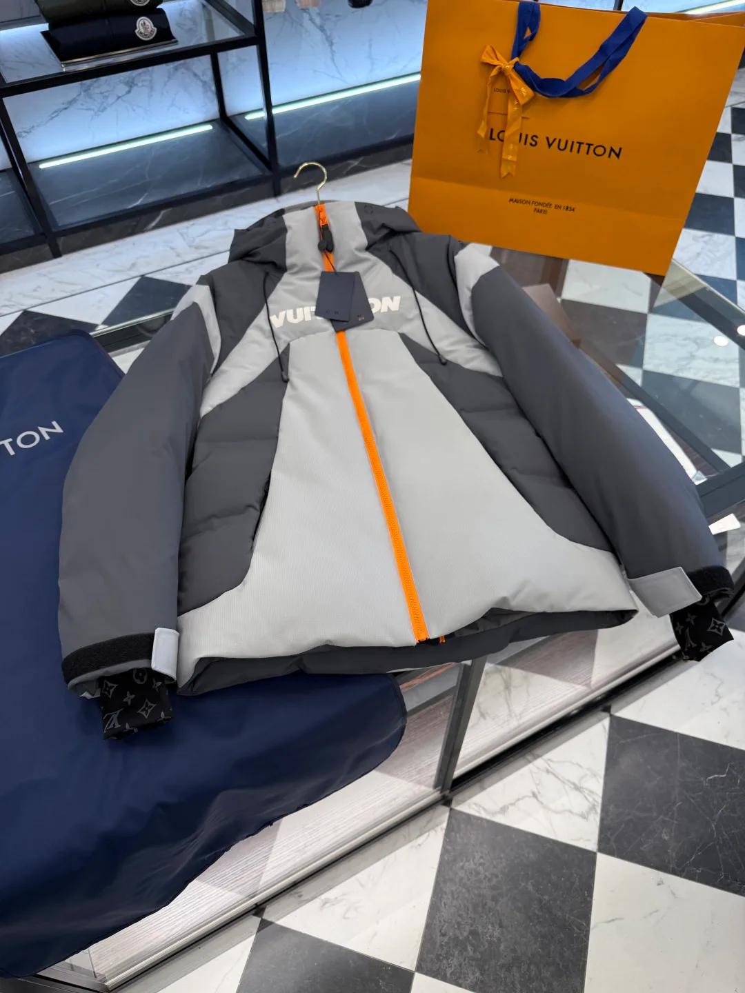 Куртки И Пуховики Мужские Louis Vuitton 870395
