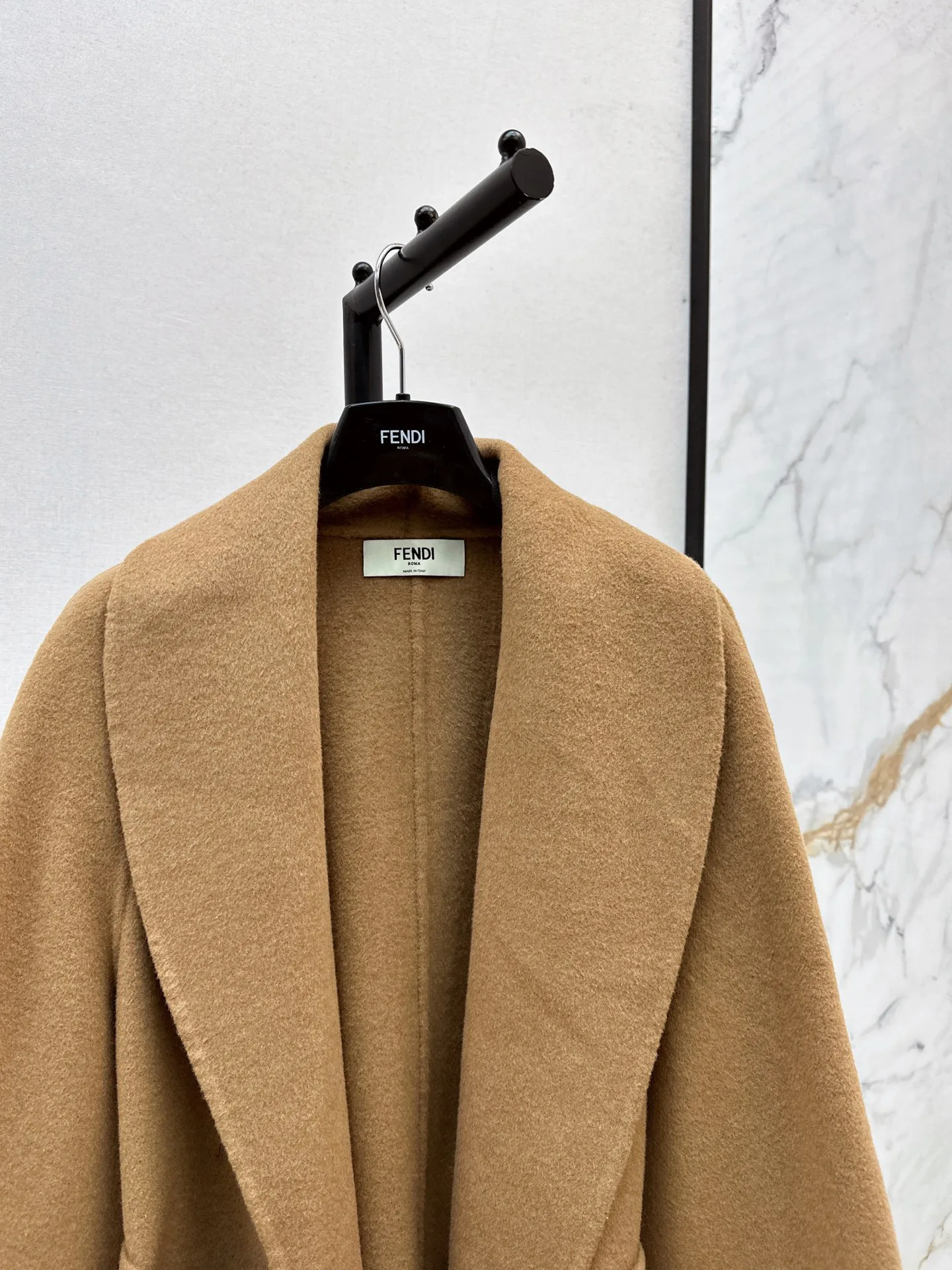 Пальто Женские Fendi 18253116