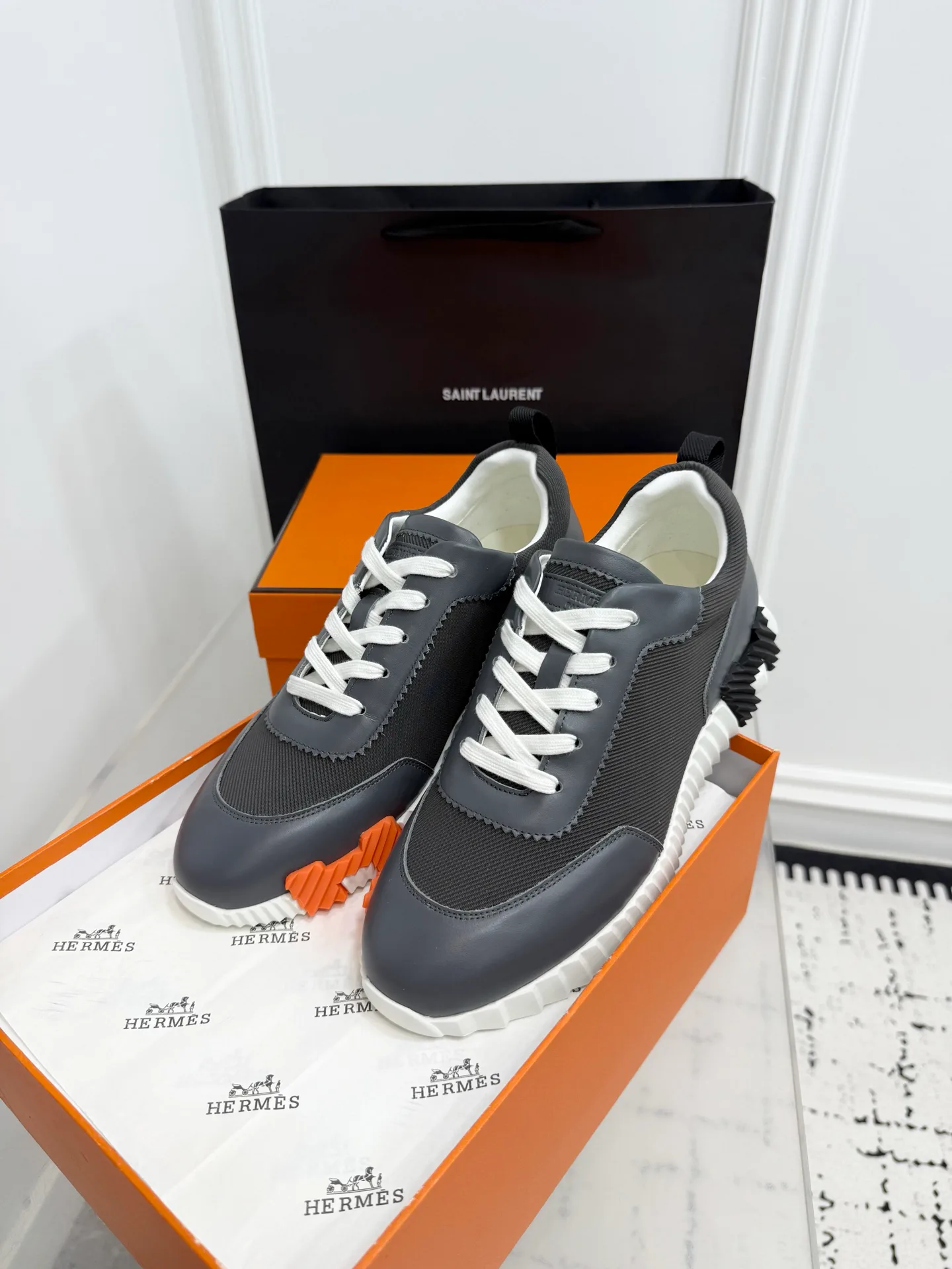 Кроссовки Женские Hermes 811860