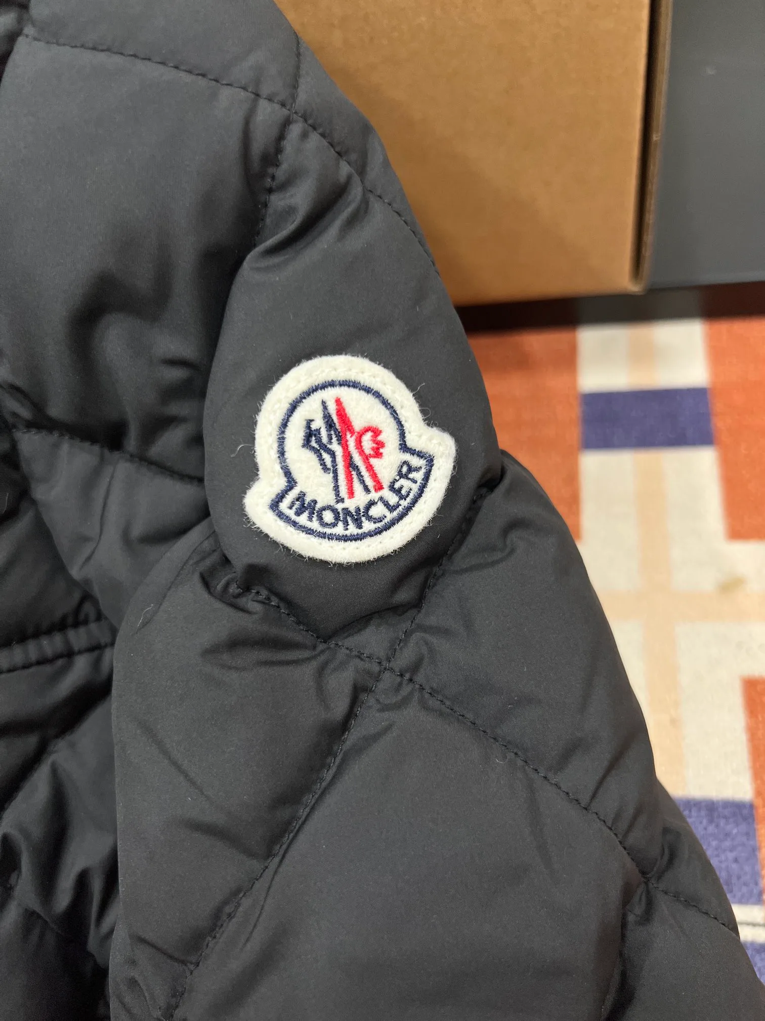 Куртки И Пуховики Женские Moncler 194825