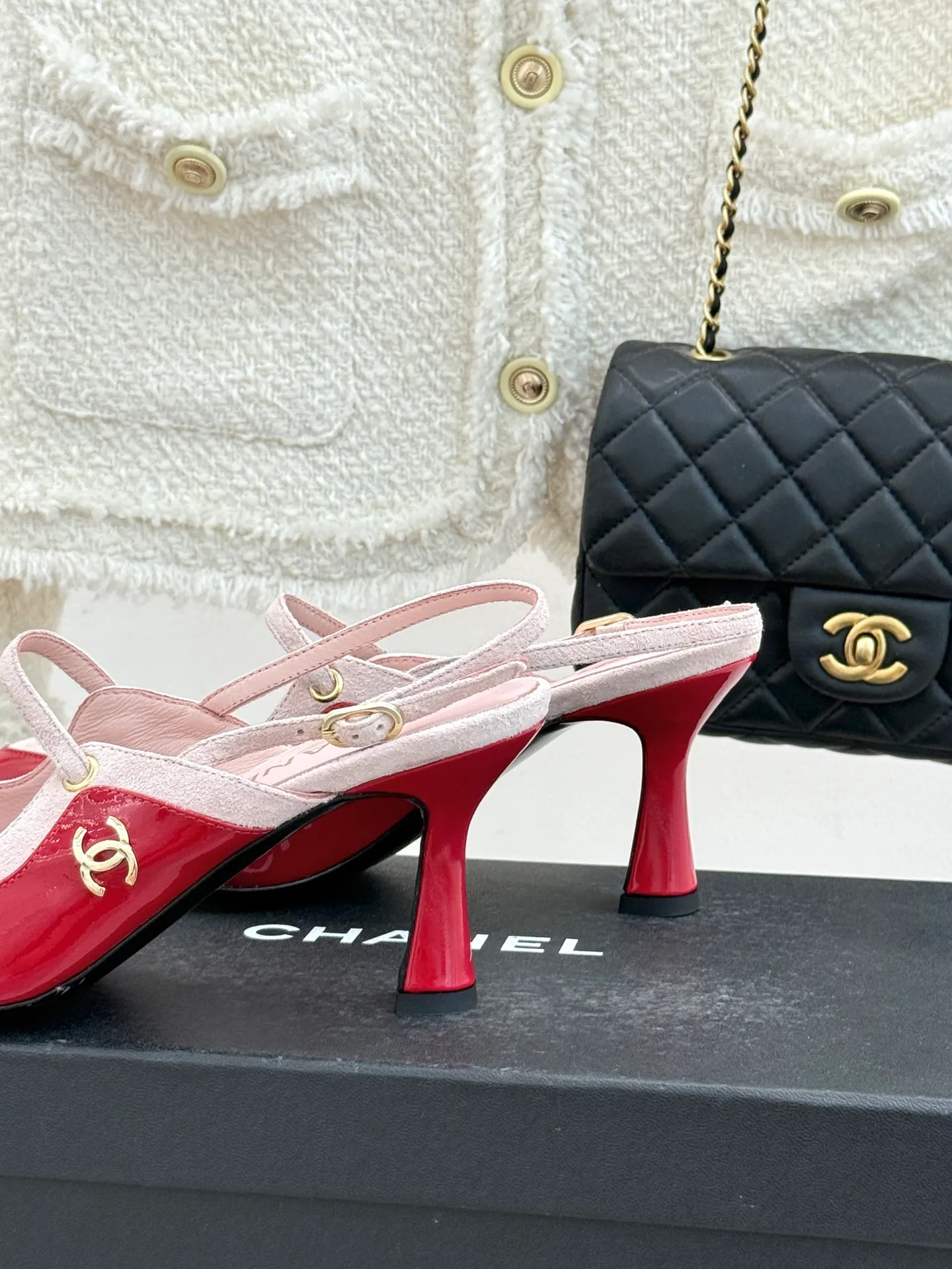 Босоножки Женские Chanel 12245136