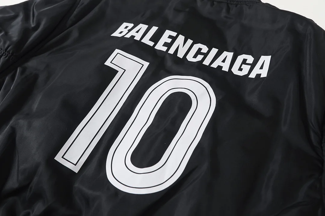 Куртки И Пуховики Женские Balenciaga 5063960