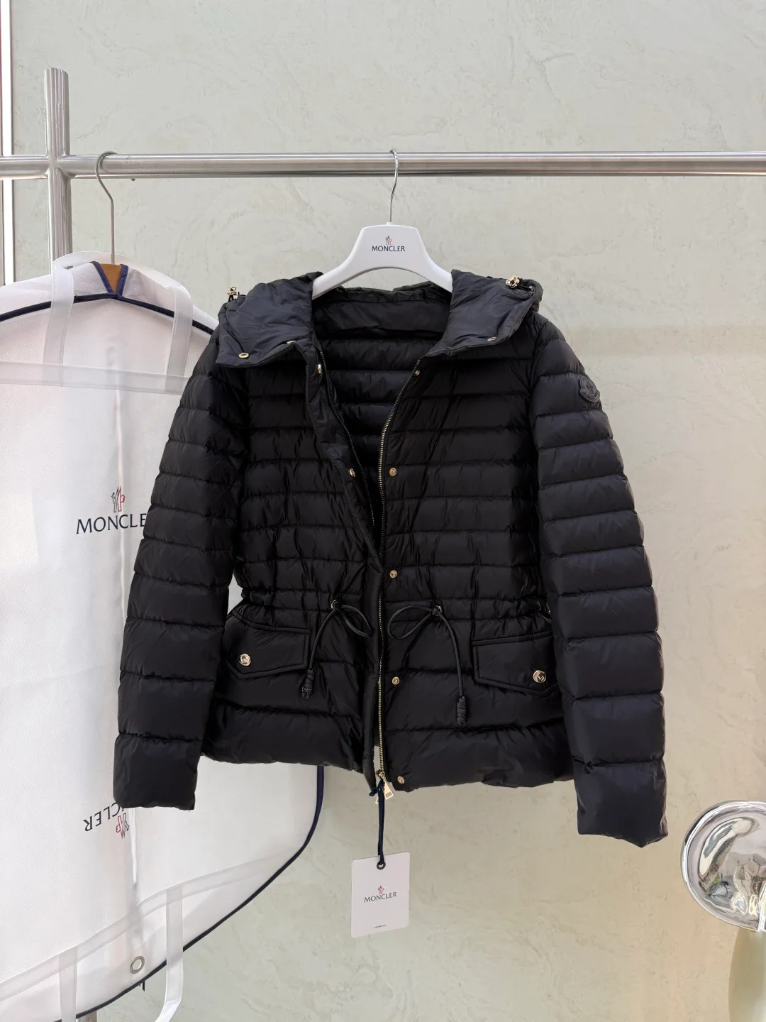 Куртки И Пуховики Женские Moncler 18043551