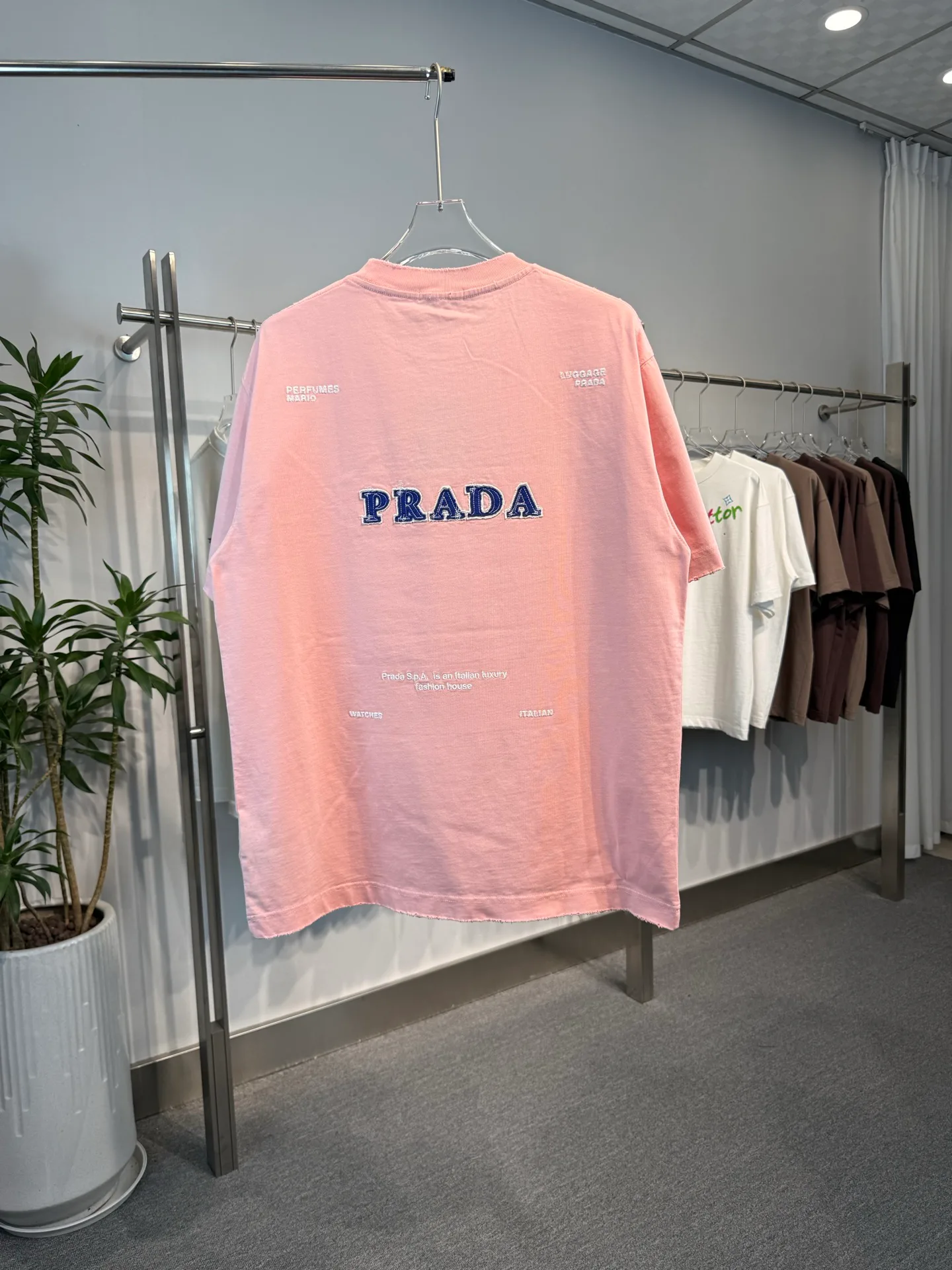 Футболки Женские Prada 11460855