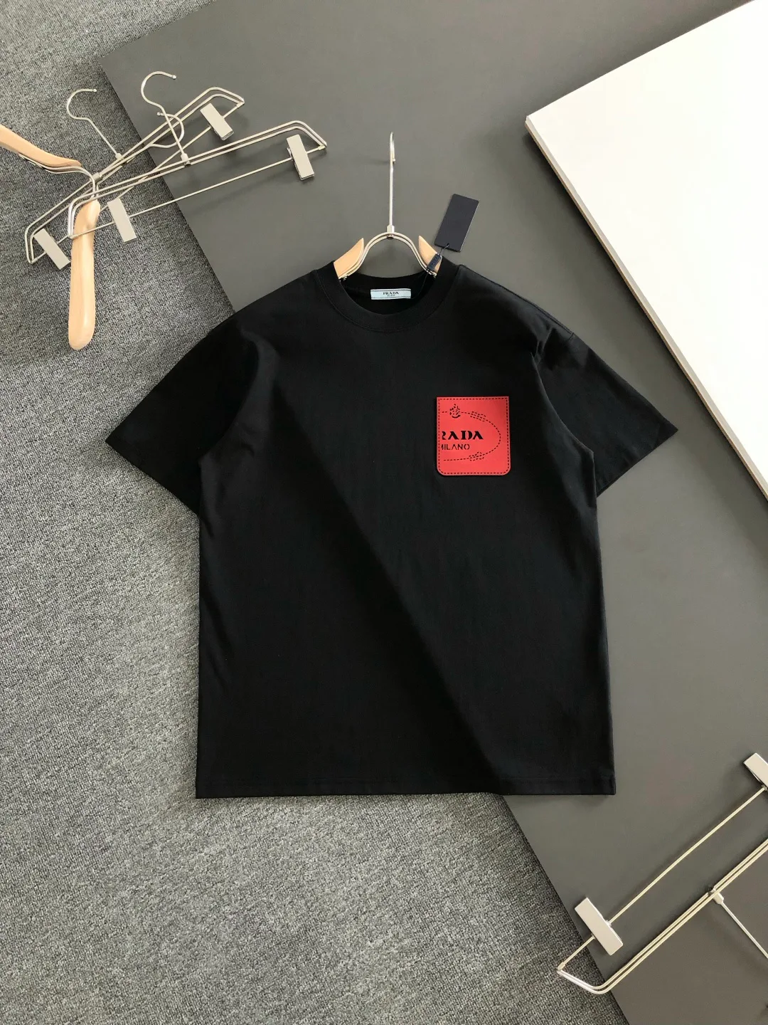 Футболки Мужские Prada 17642120