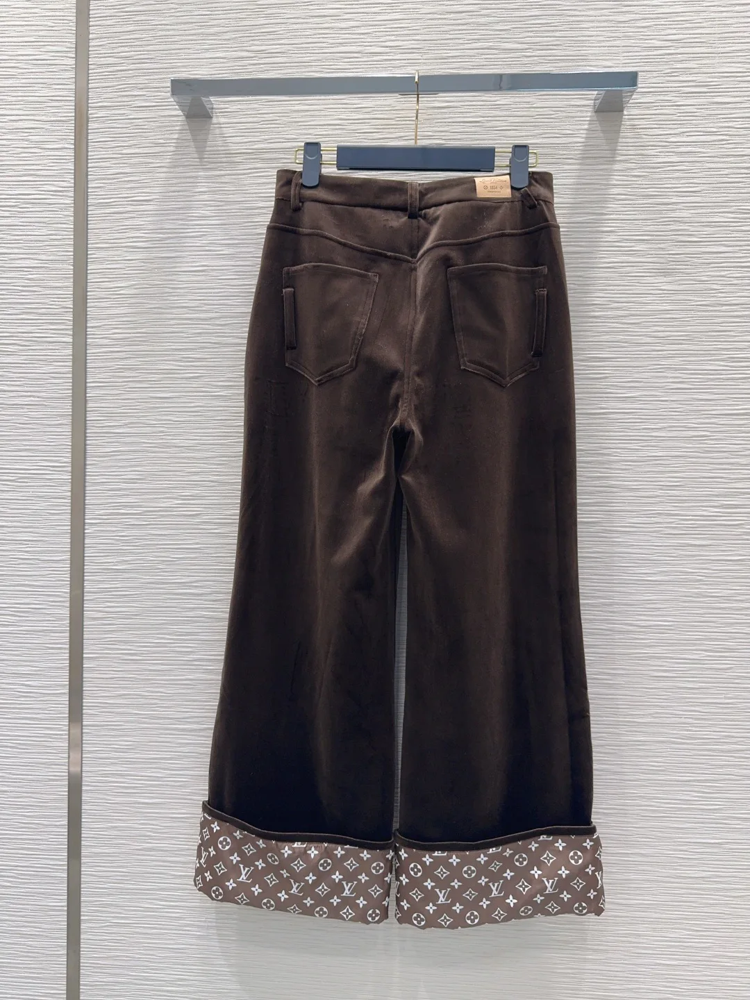 Брюки Женские Louis Vuitton 18846301
