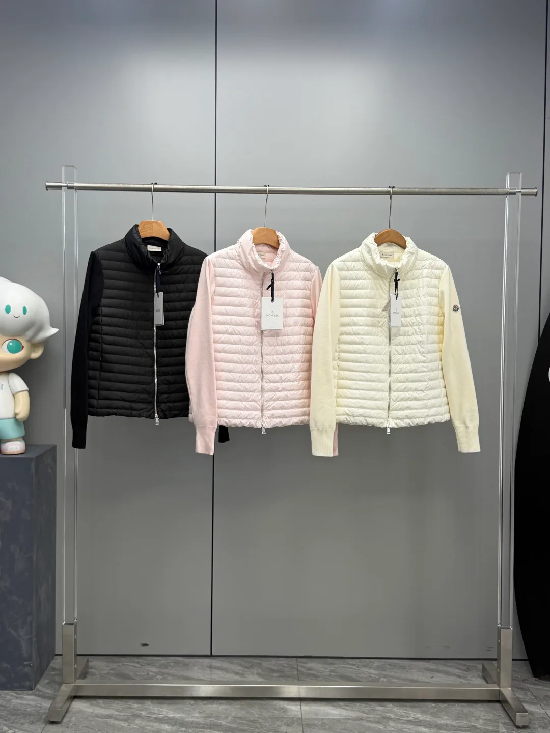 Куртки И Пуховики Женские Moncler 17758418