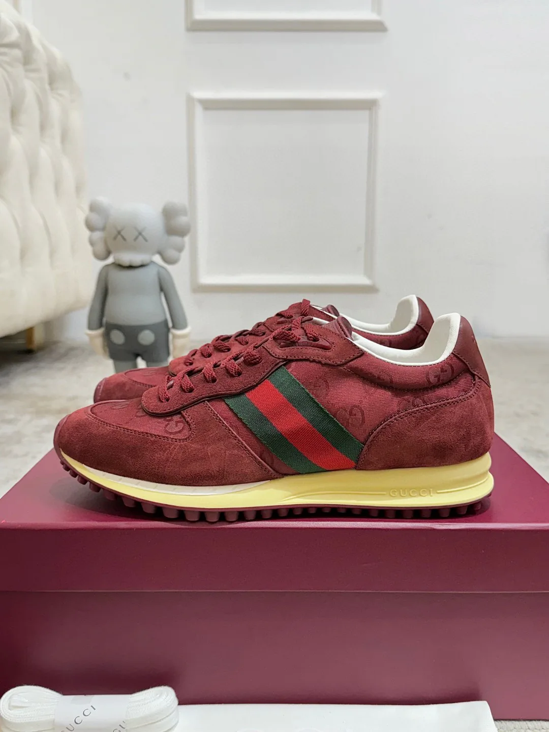 Кроссовки Женские Gucci 944879