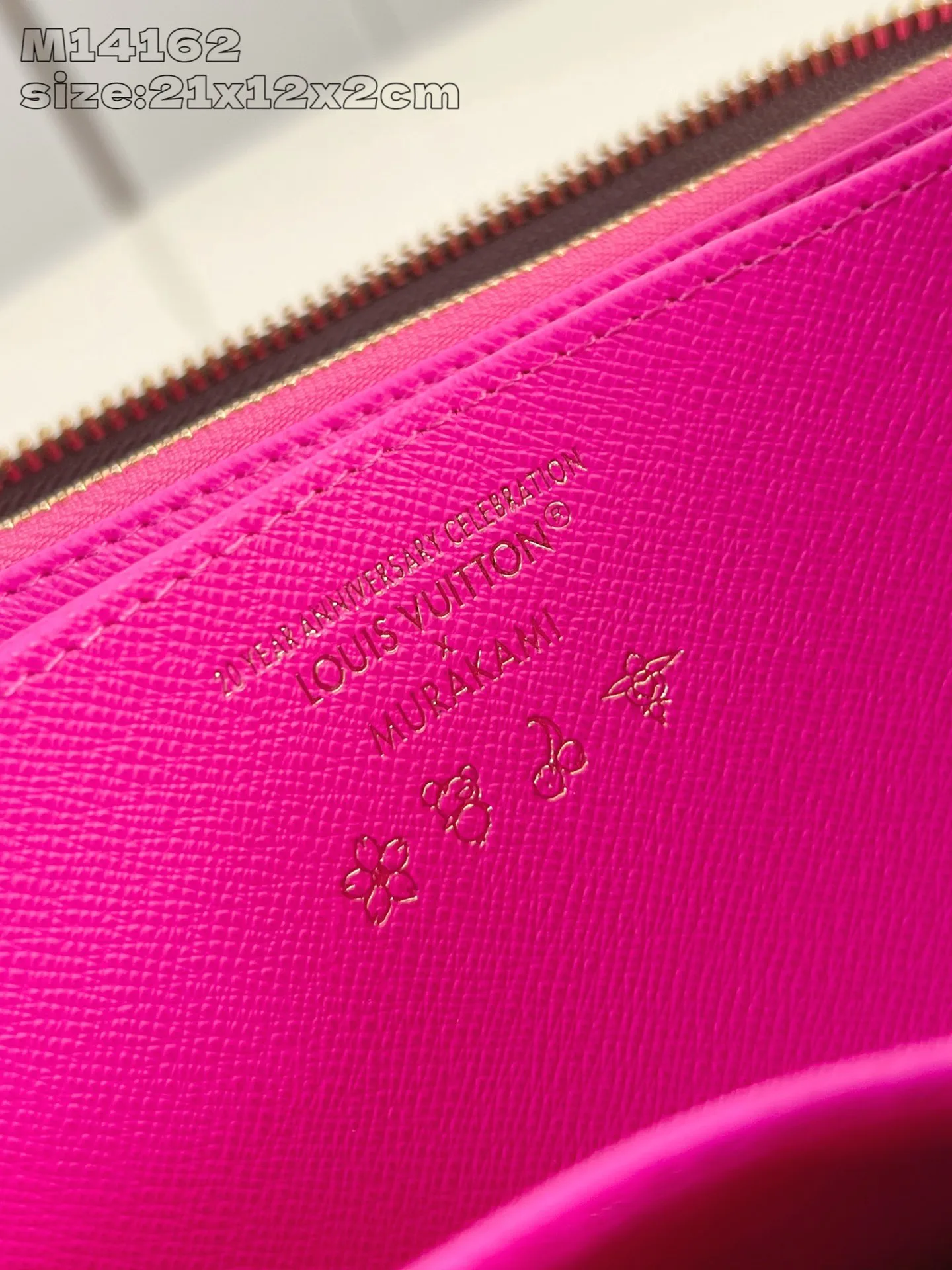 Кошельки Louis Vuitton 7906