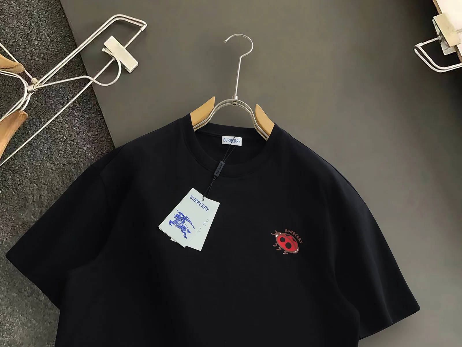 Футболки Женские Burberry 619115