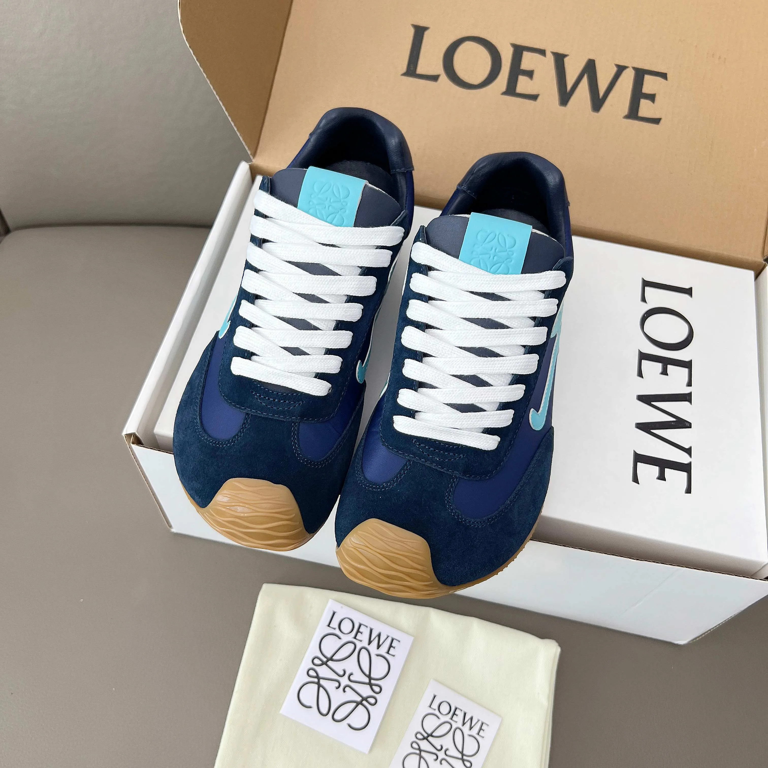 Кроссовки Женские Loewe 18011174