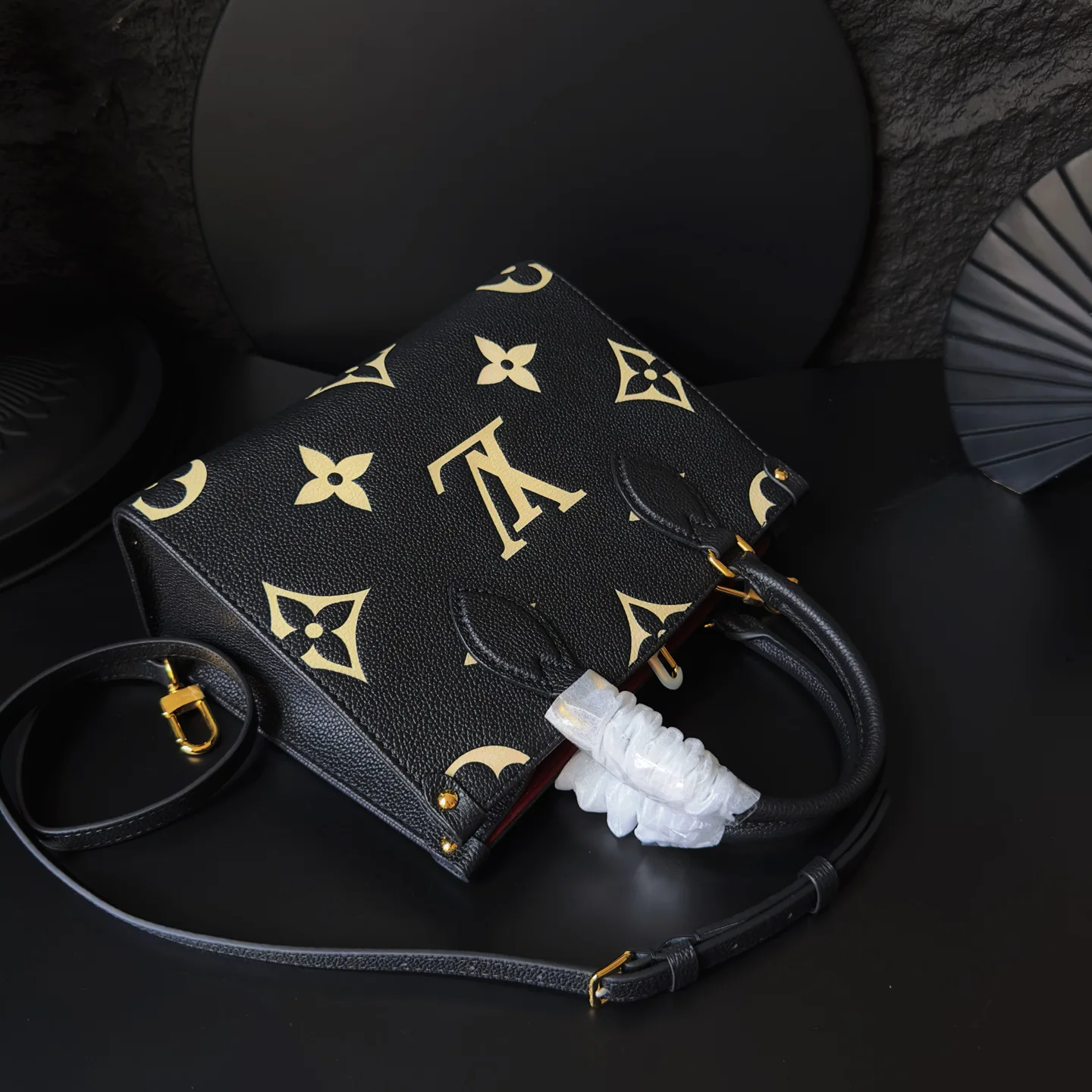 Классические Сумки Женские Louis Vuitton 17498629