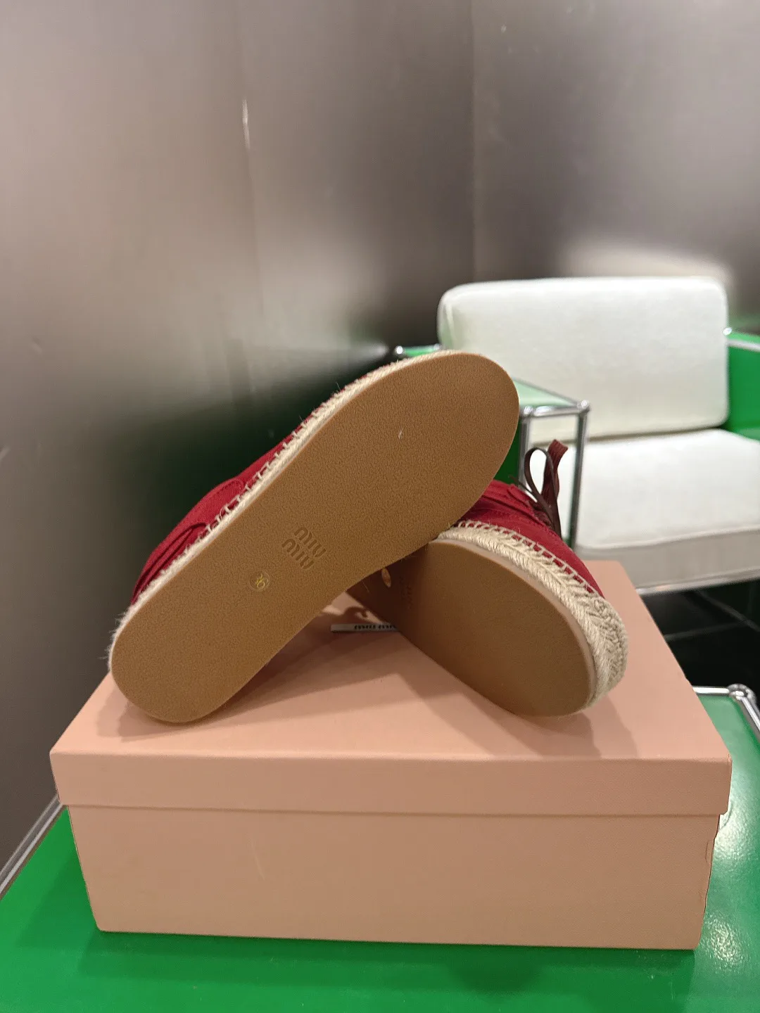 Кроссовки Женские Miu Miu 13152733