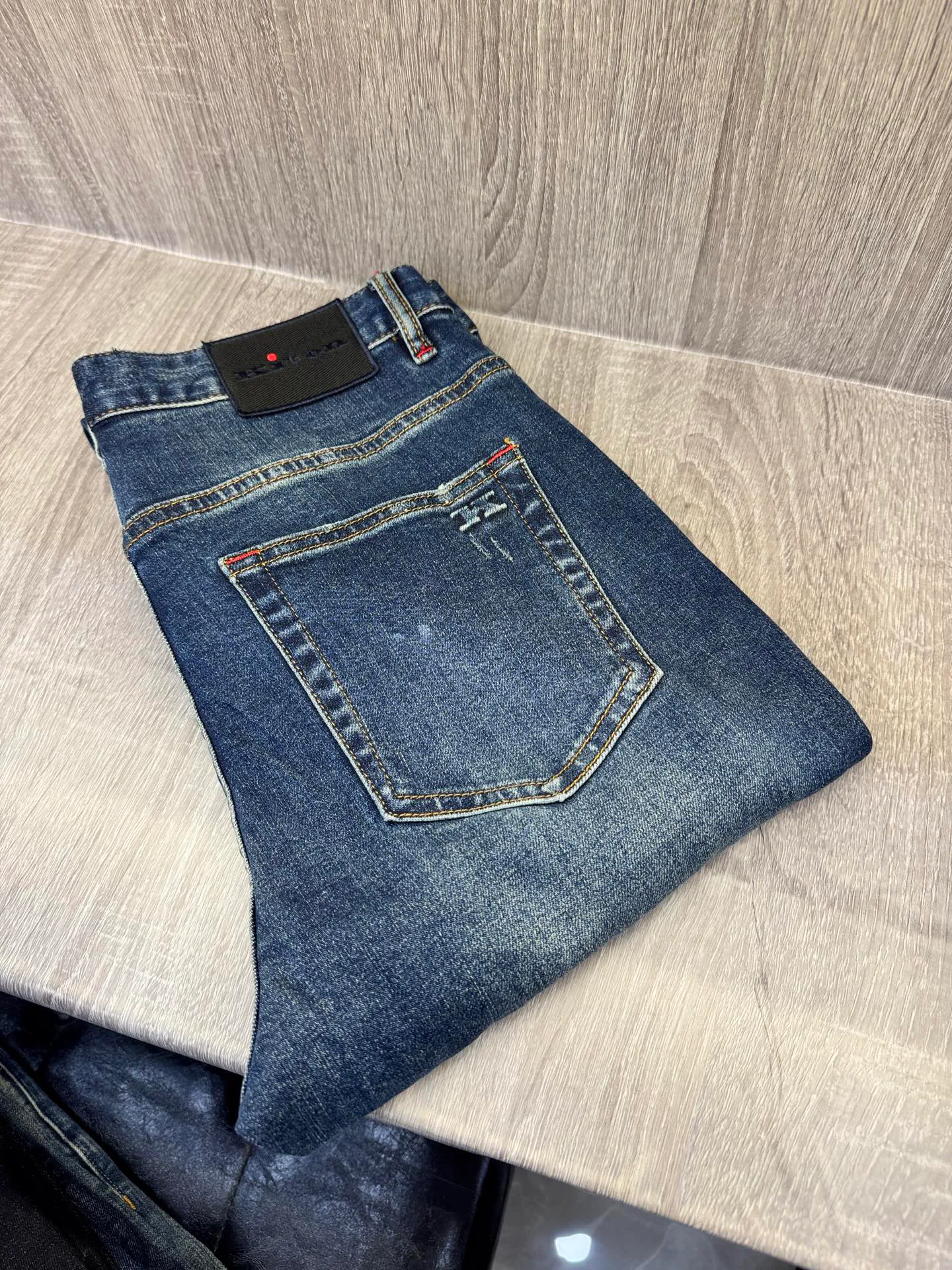 Джинсы Мужские Kiton 18366176