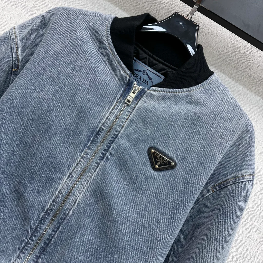 Куртки И Пуховики Женские Prada 1396247