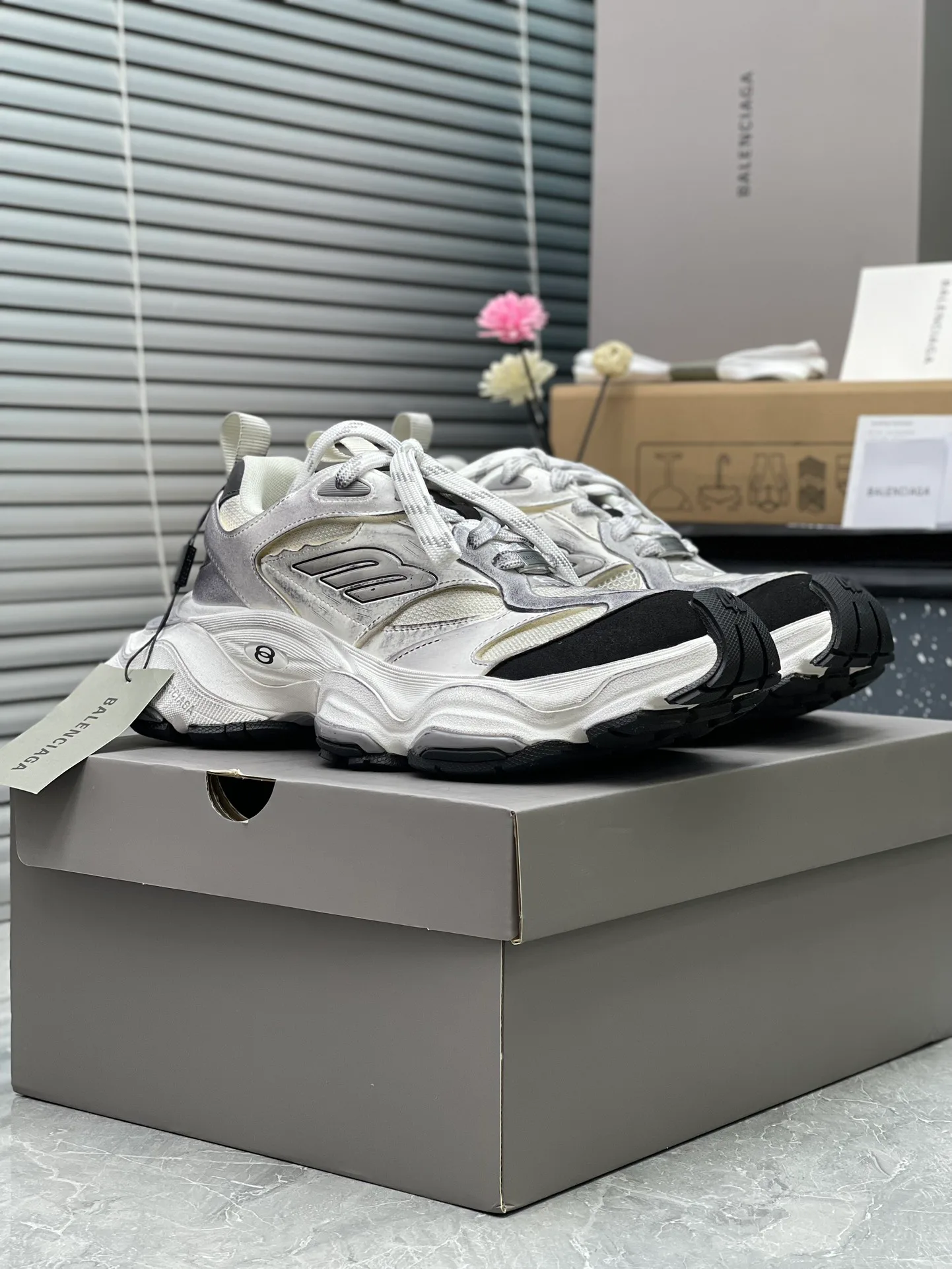 Кроссовки Женские Balenciaga 12799554