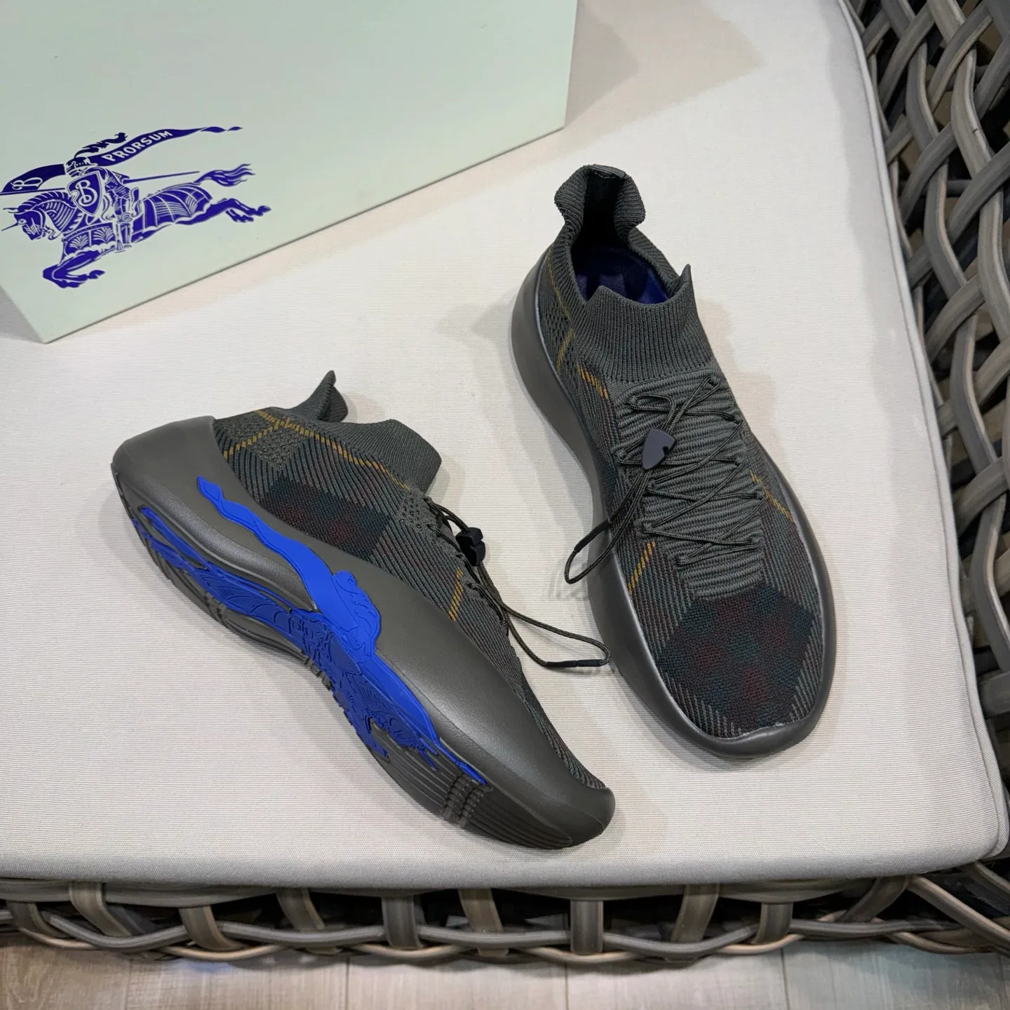 Кроссовки Женские Burberry 417849