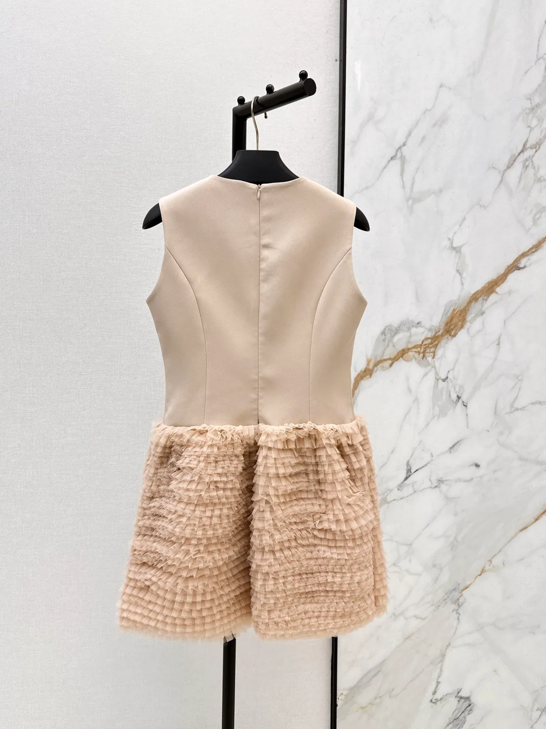 Платья Женские Valentino 11680843