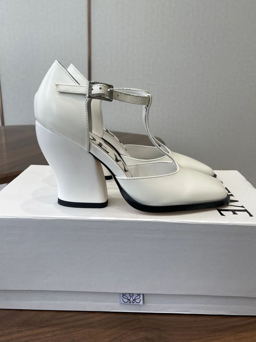Сандалии Женские Loewe 1284403