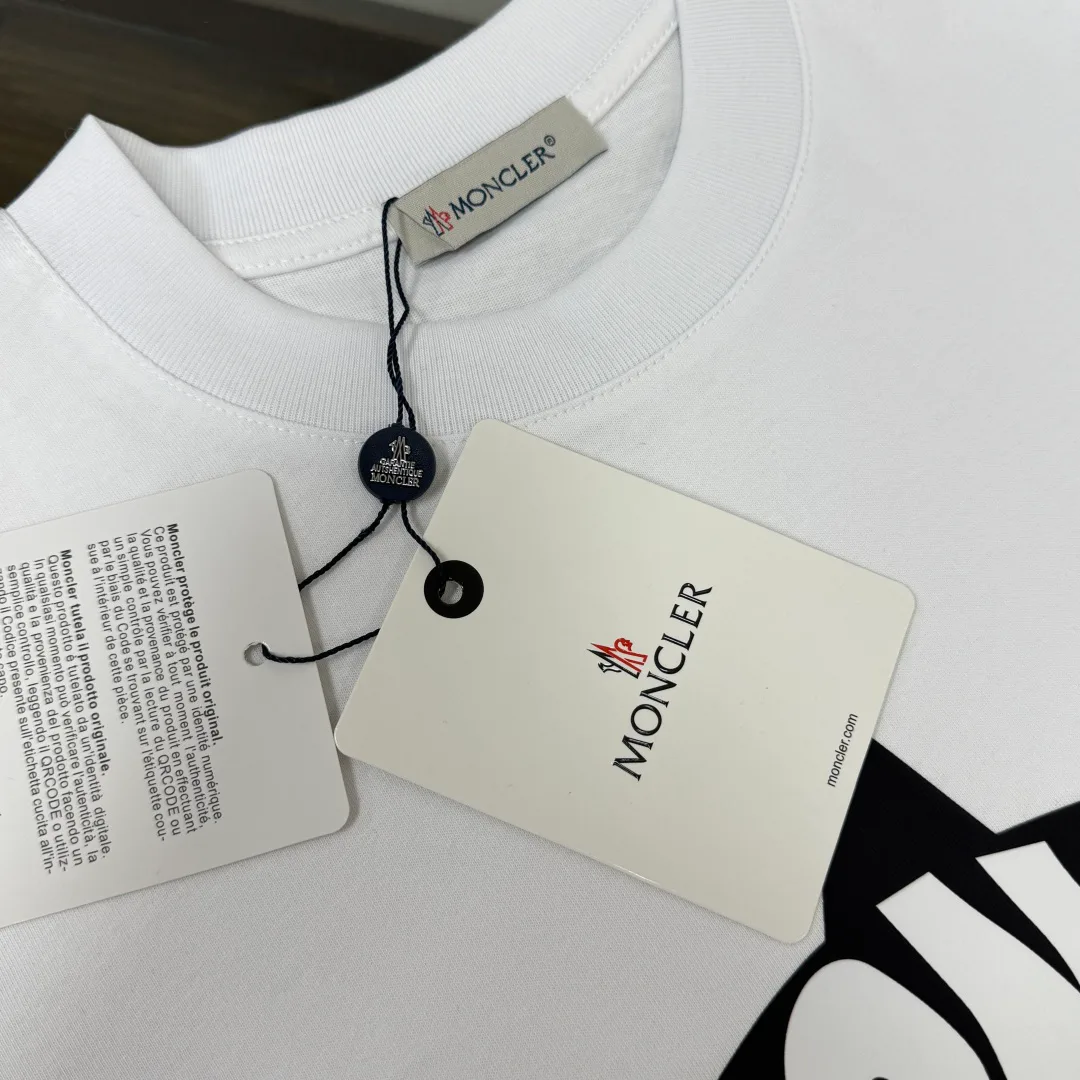 Футболки Женские Moncler 10201156