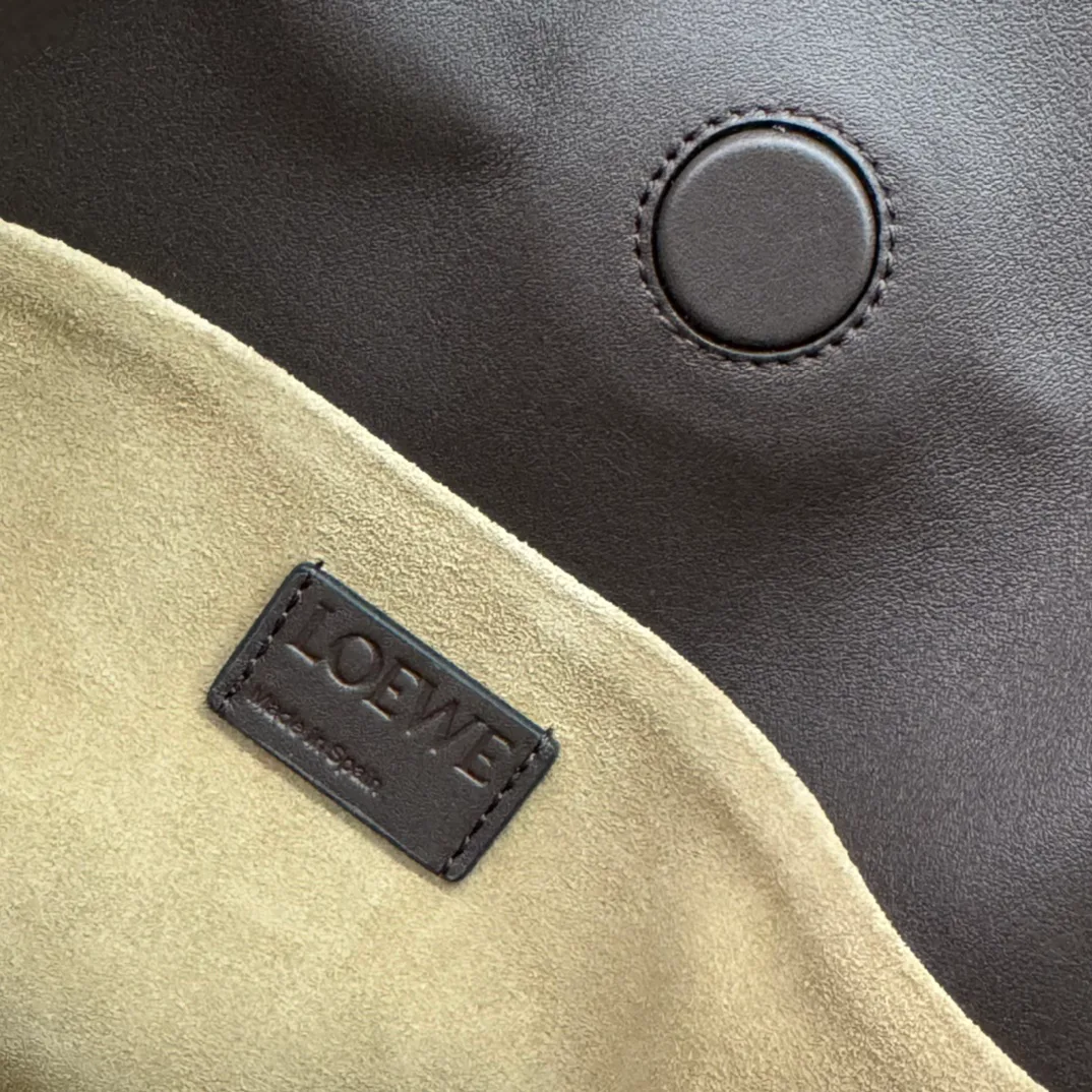 Классические Сумки Женские Loewe 13401787