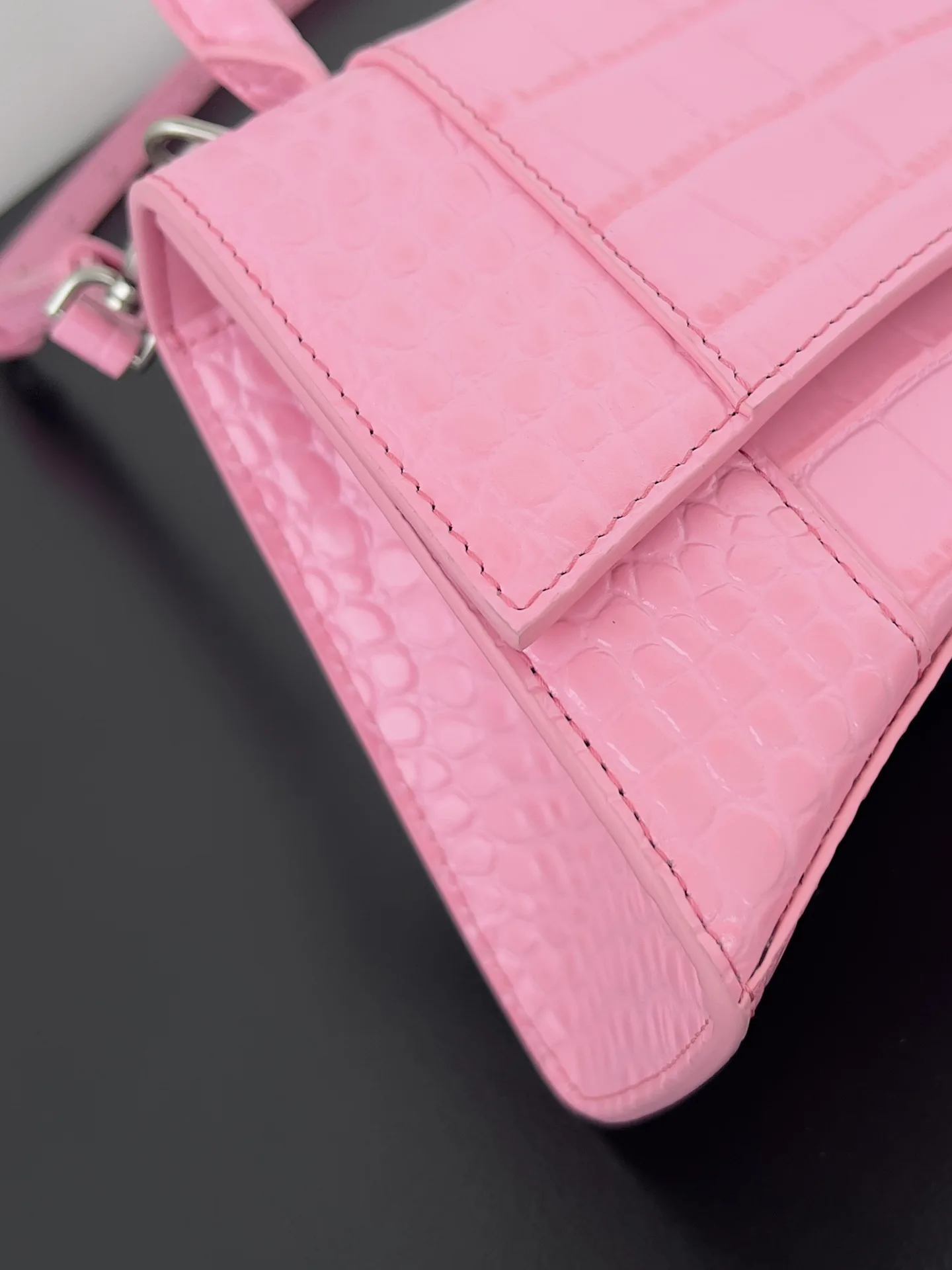 Сумки На Ремне Женские Balenciaga 217808