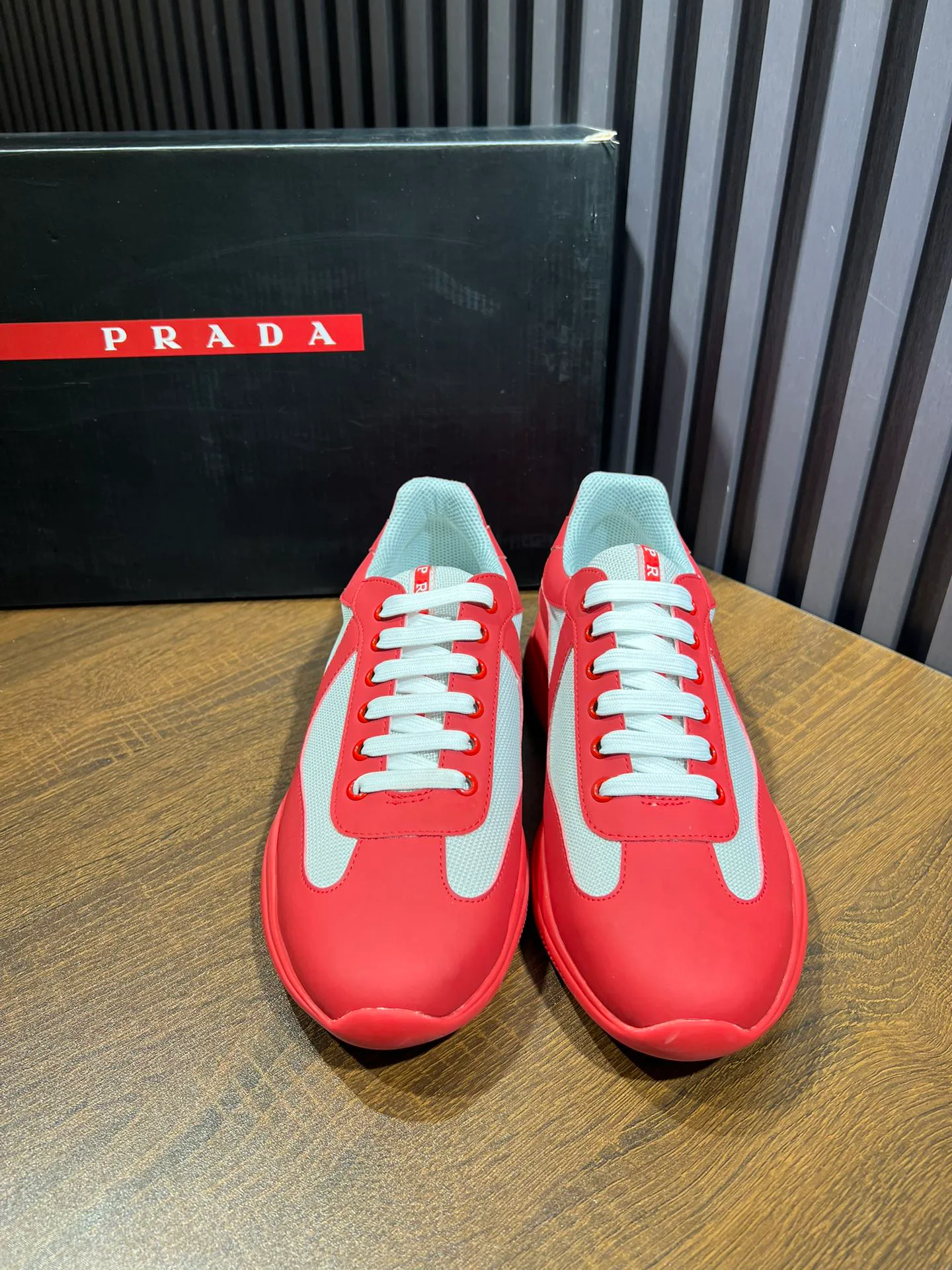 Кроссовки Мужские Prada 11010548