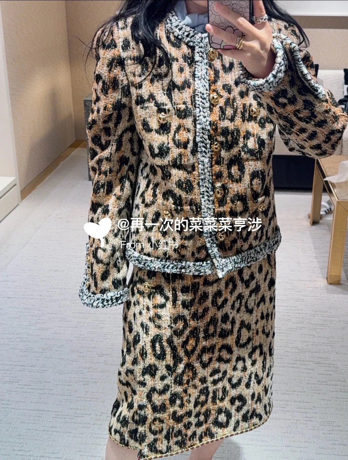 Костюмы Женские Chanel 18536981