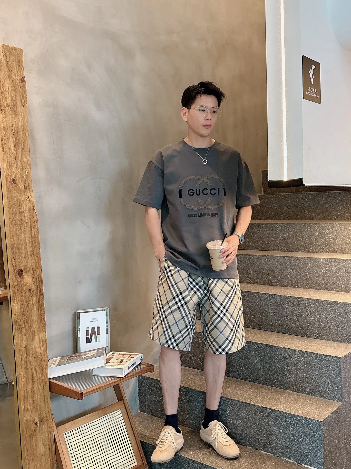 Шорты Мужские Burberry 13479640